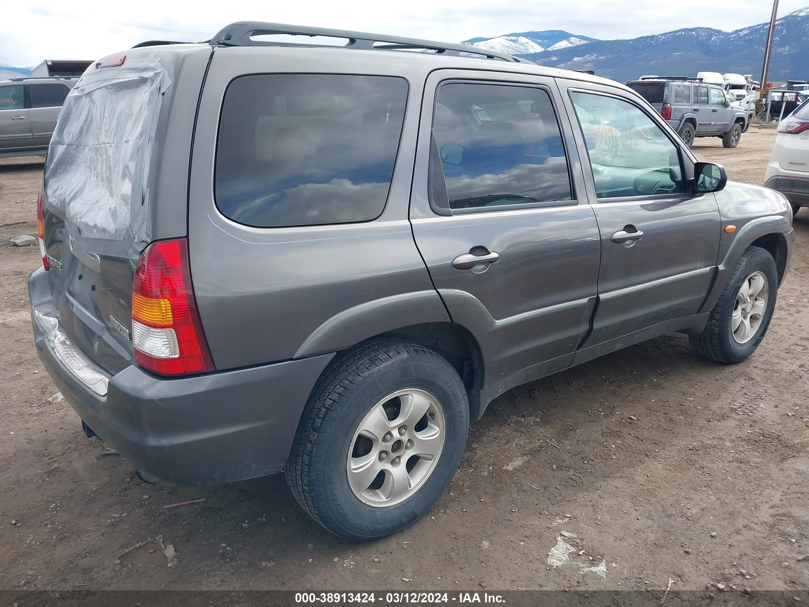 Photo 3 VIN: 4F2CZ96143KM50346 - MAZDA TRIBUTE 