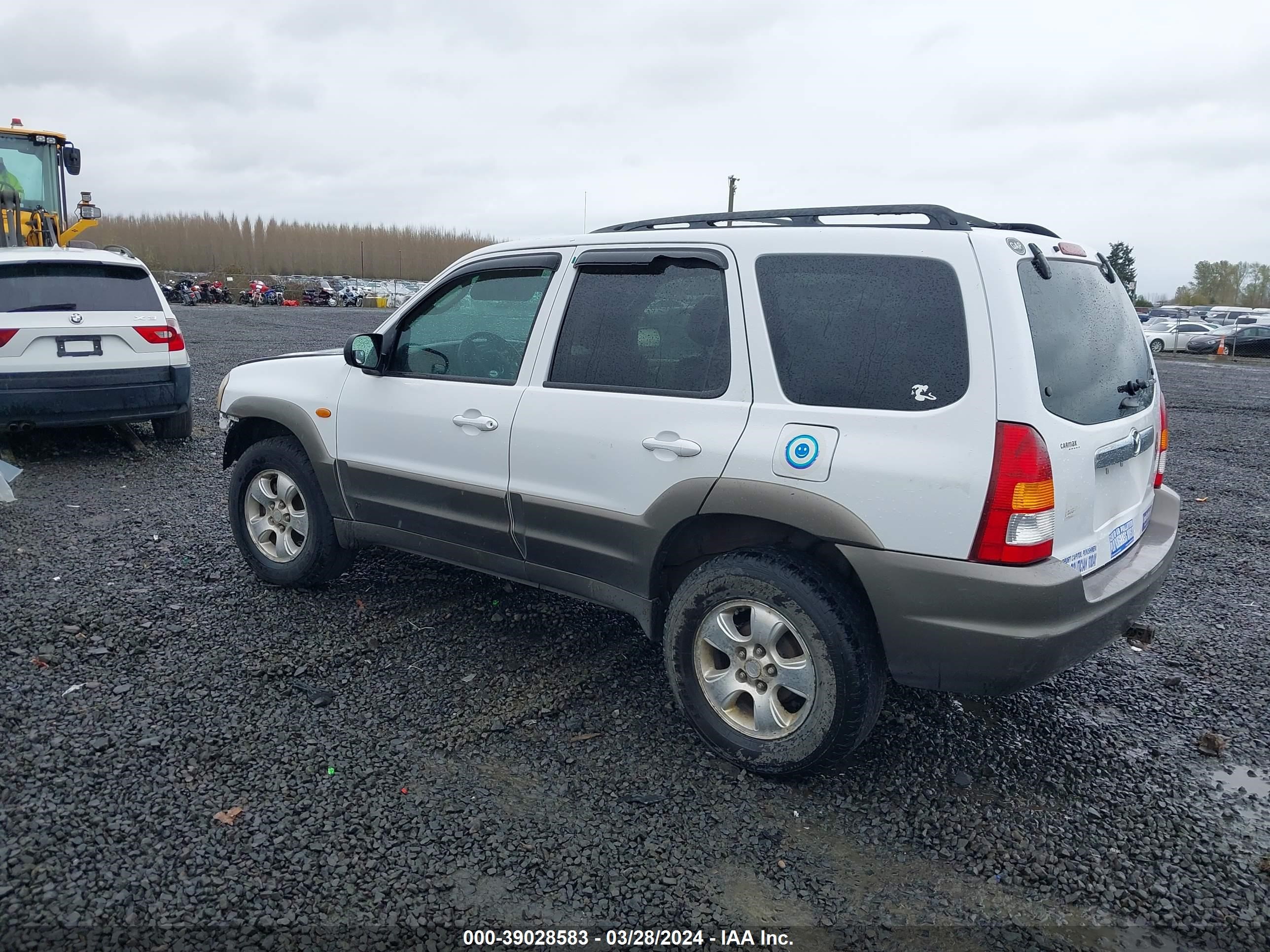 Photo 2 VIN: 4F2CZ96173KM33282 - MAZDA TRIBUTE 