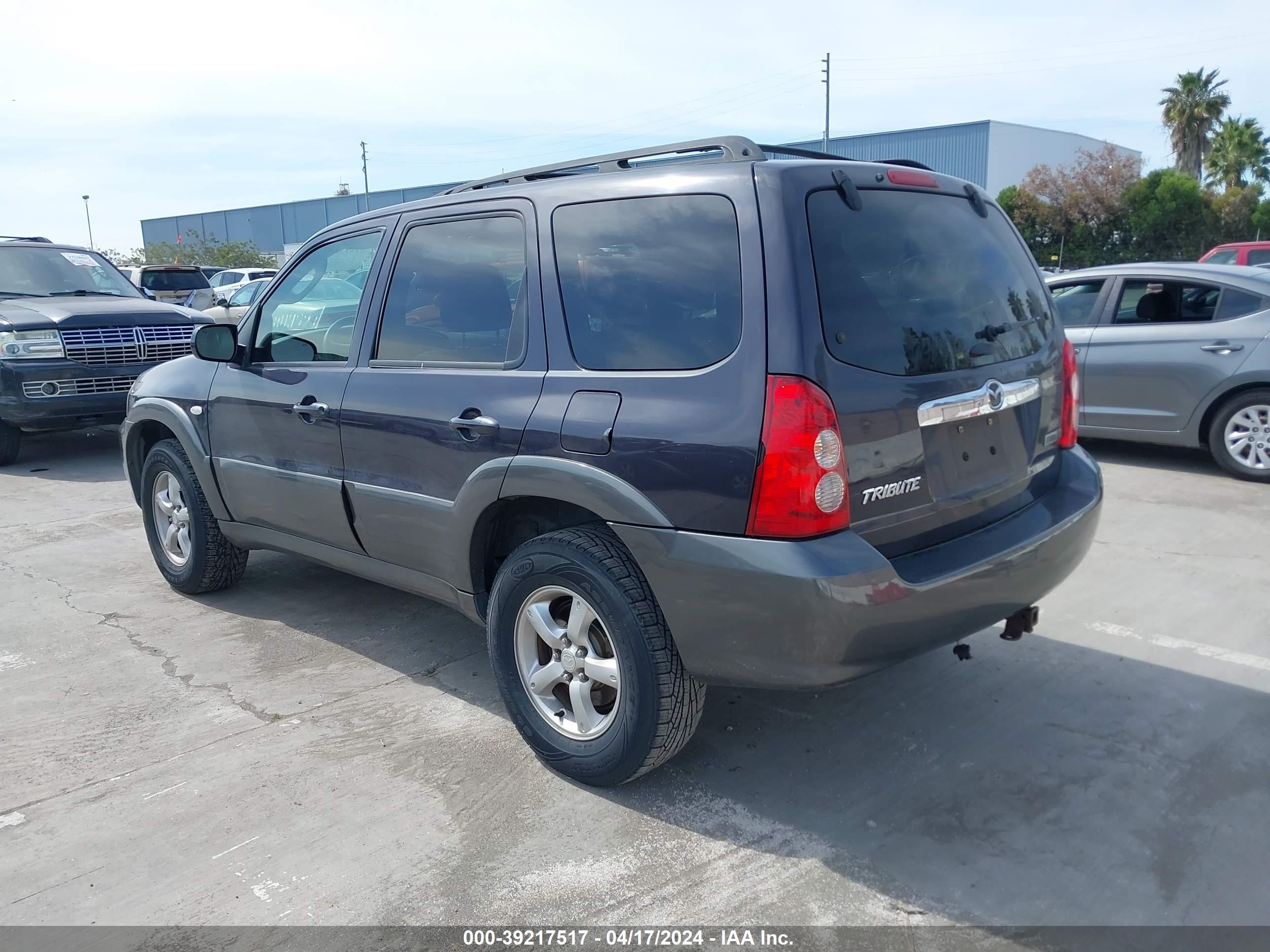 Photo 2 VIN: 4F2CZ96176KM04658 - MAZDA TRIBUTE 