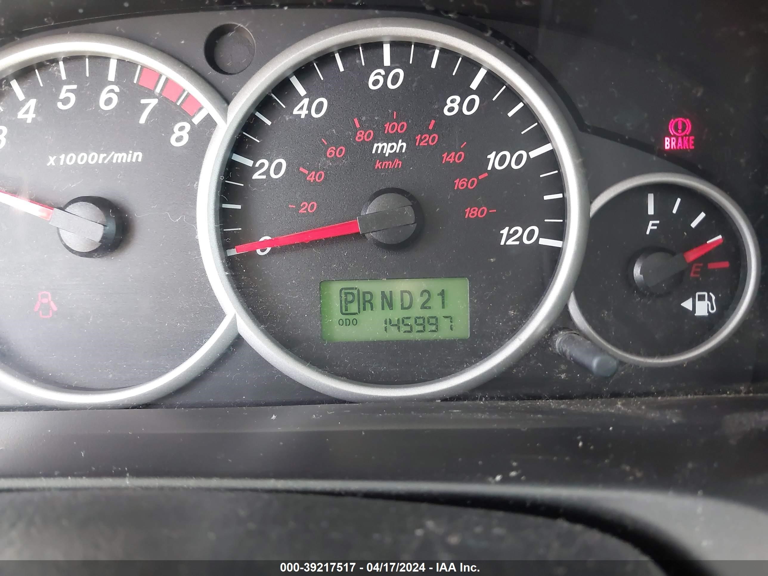 Photo 6 VIN: 4F2CZ96176KM04658 - MAZDA TRIBUTE 