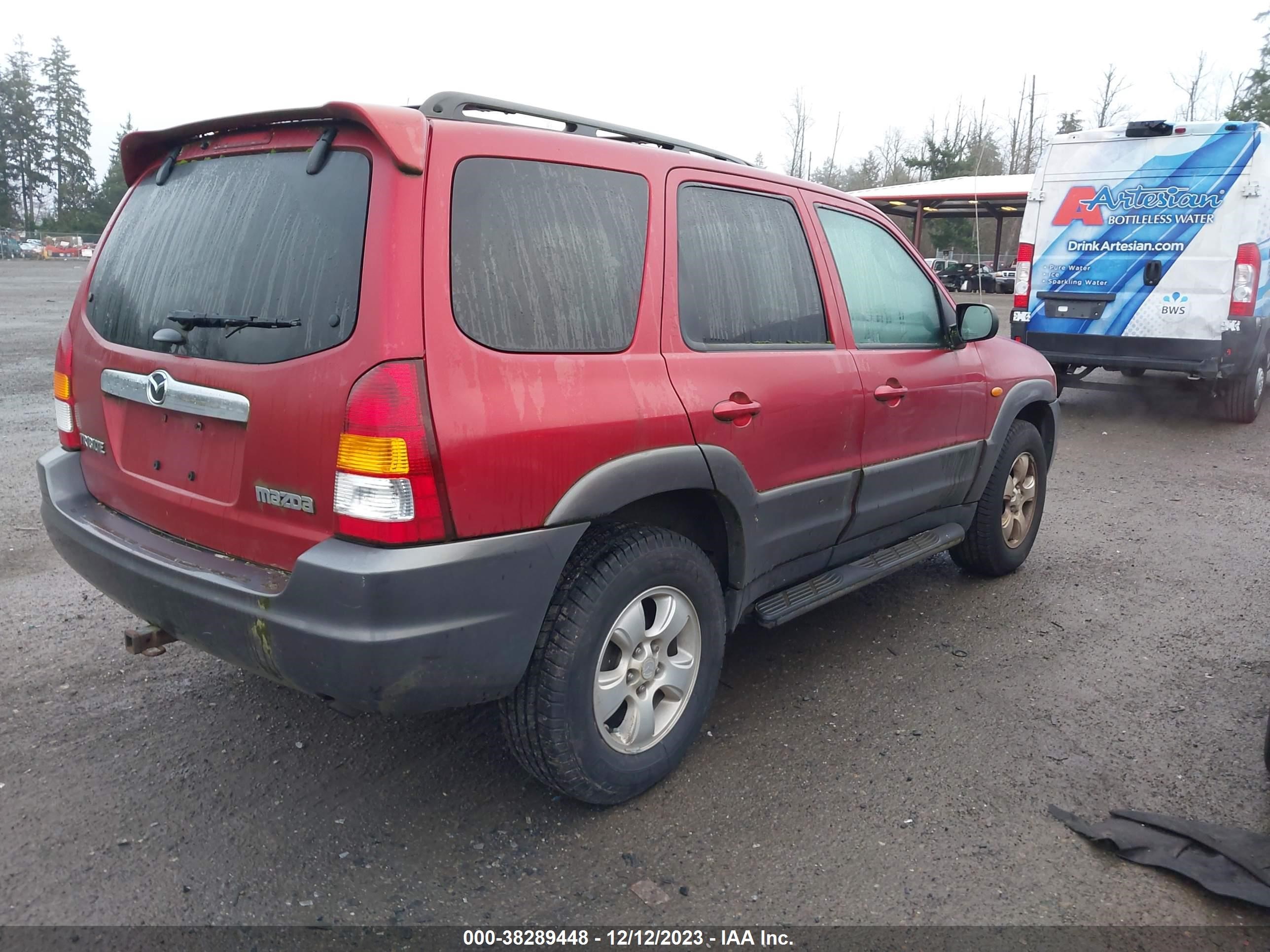 Photo 3 VIN: 4F2CZ96183KM52875 - MAZDA TRIBUTE 