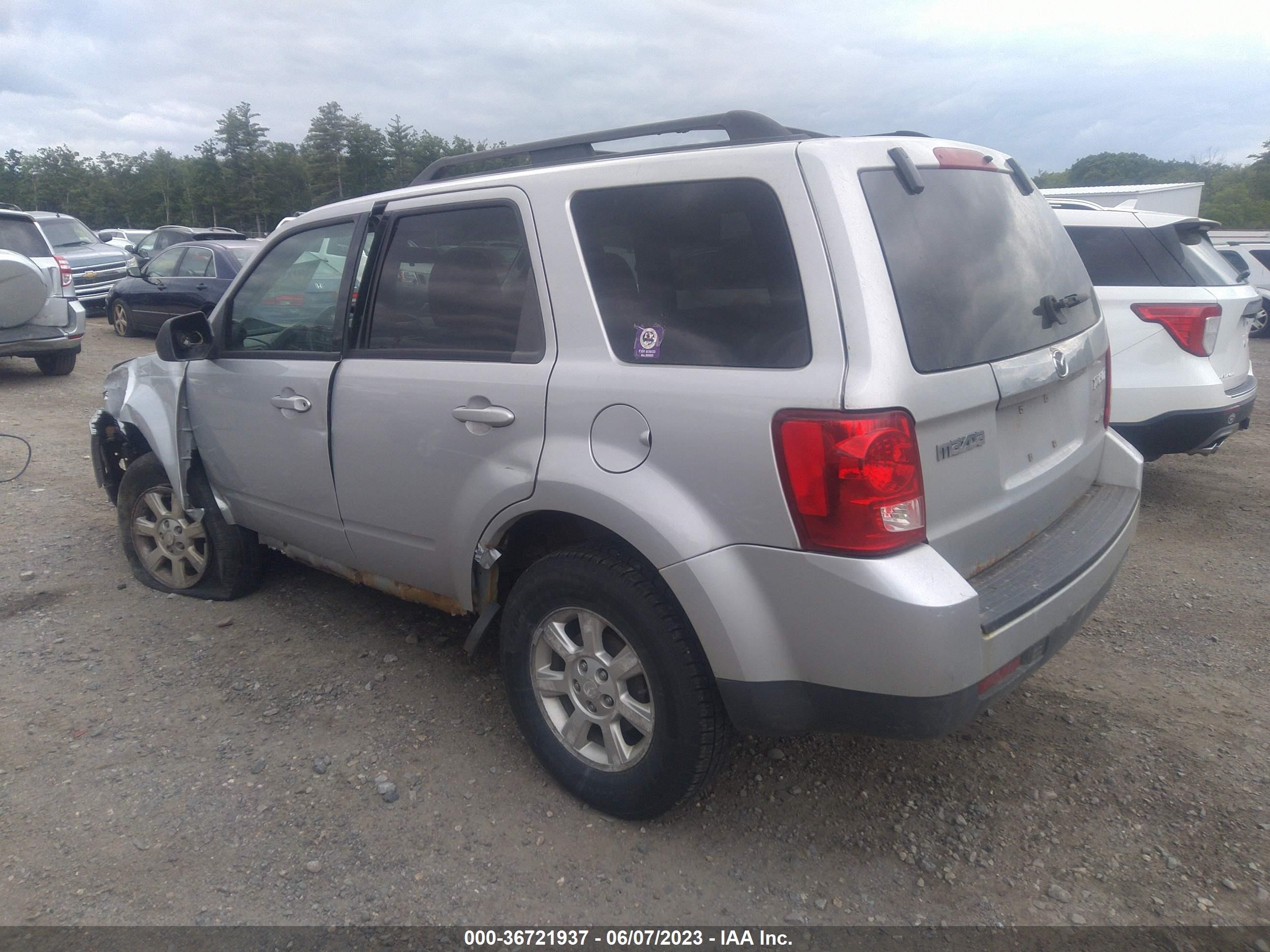 Photo 2 VIN: 4F2CZ96G39KM03922 - MAZDA TRIBUTE 