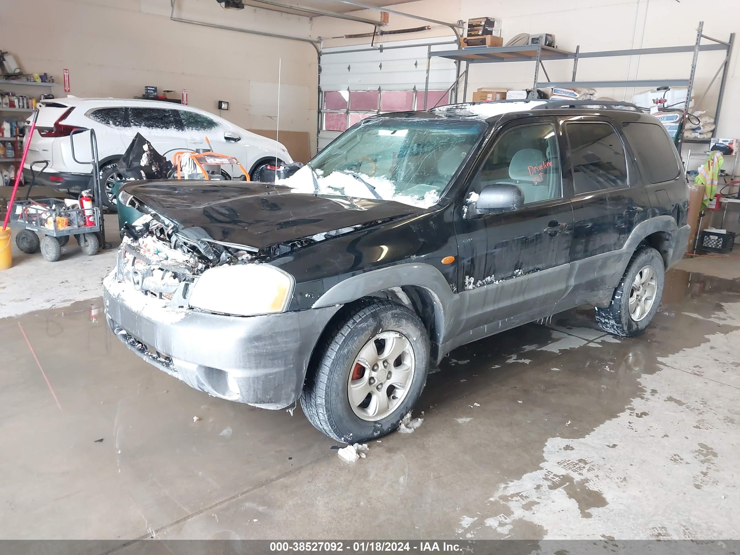 Photo 1 VIN: 4F2YU08102KM63297 - MAZDA TRIBUTE 