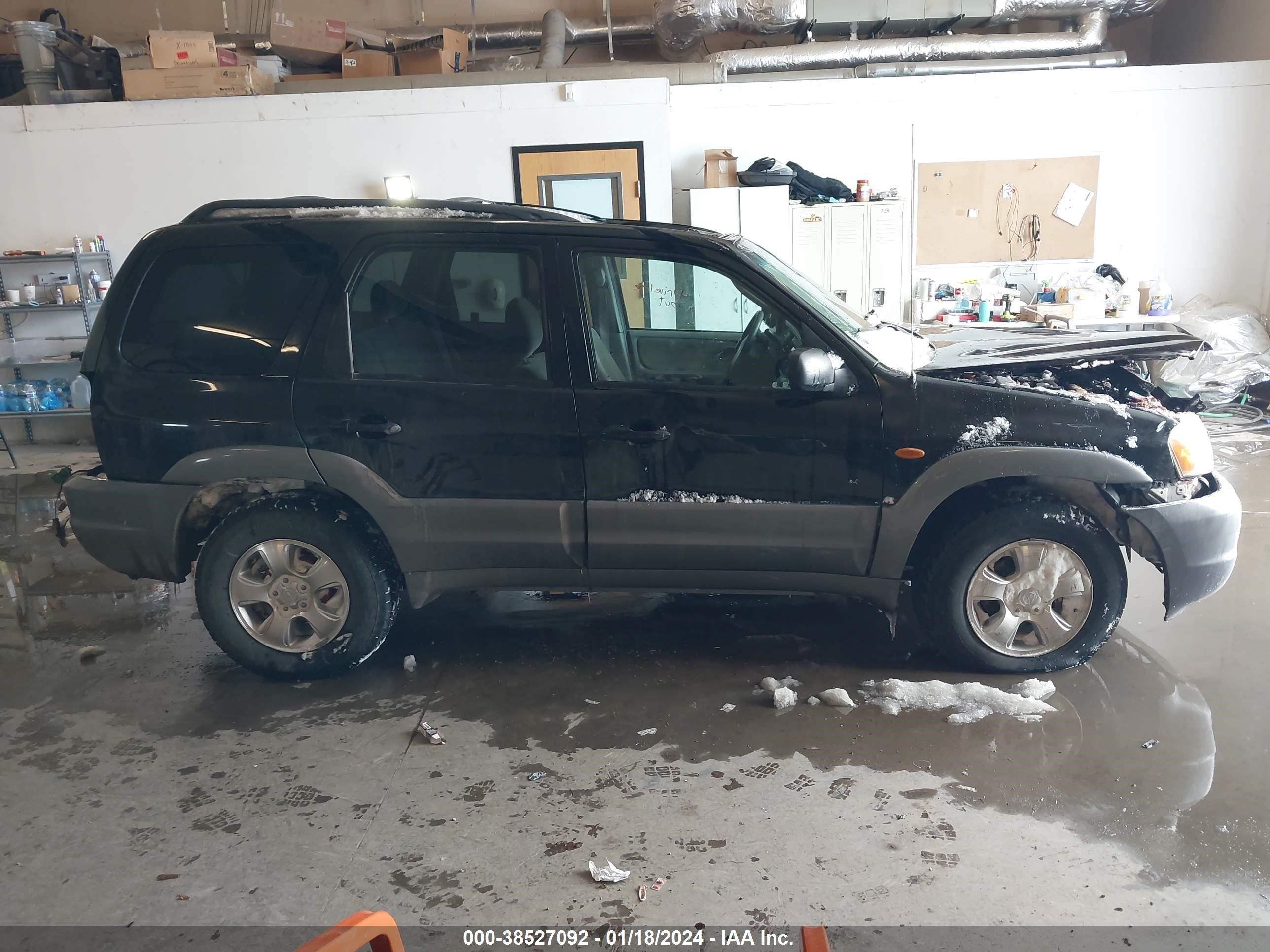 Photo 13 VIN: 4F2YU08102KM63297 - MAZDA TRIBUTE 