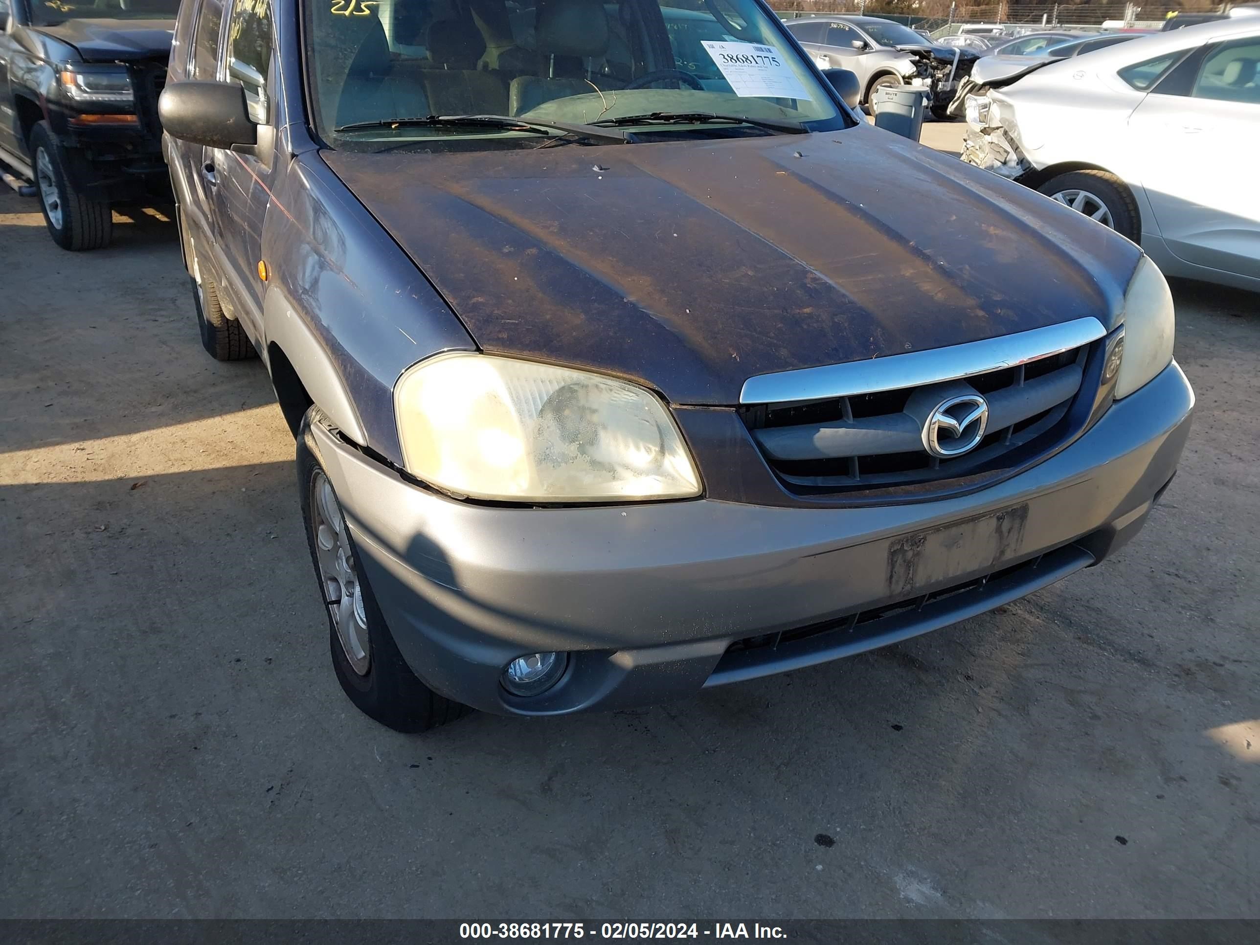 Photo 5 VIN: 4F2YU08132KM45926 - MAZDA TRIBUTE 