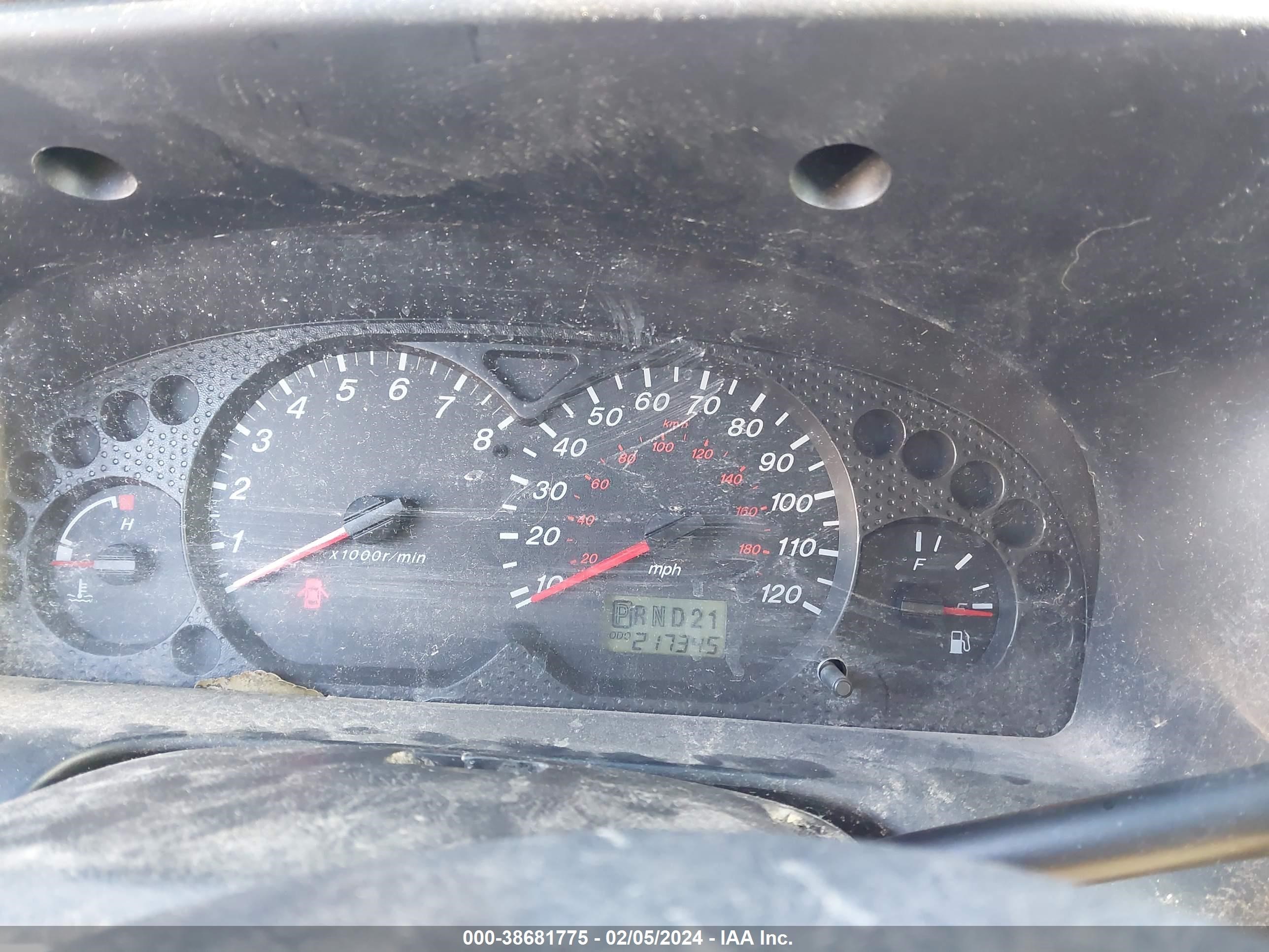 Photo 6 VIN: 4F2YU08132KM45926 - MAZDA TRIBUTE 