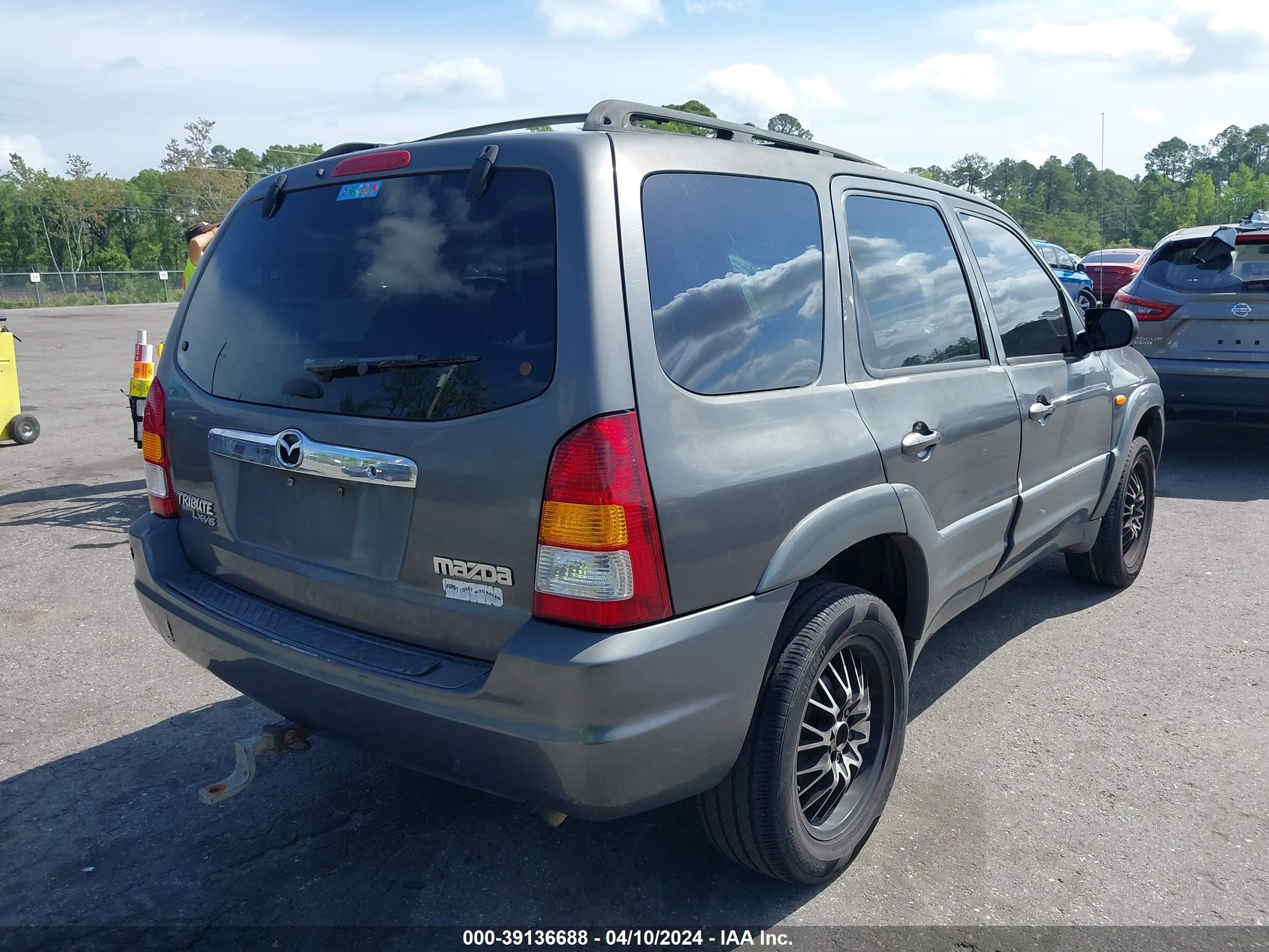 Photo 3 VIN: 4F2YU08152KM54630 - MAZDA TRIBUTE 