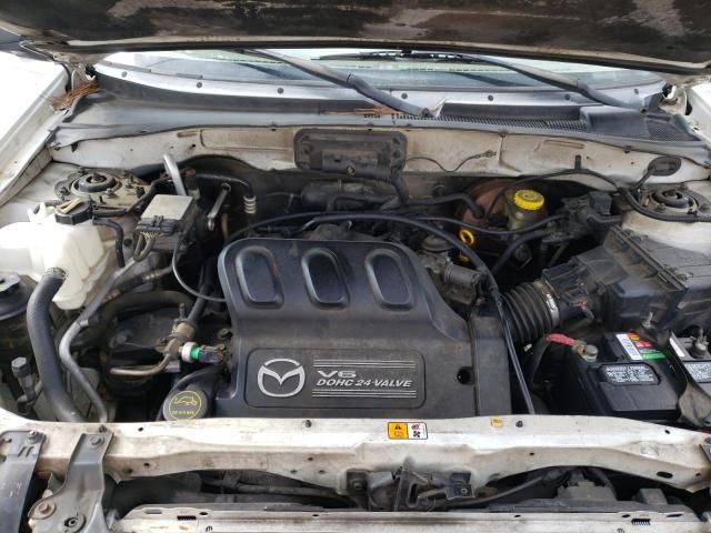 Photo 6 VIN: 4F2YU09101KM38963 - MAZDA TRIBUTE LX 