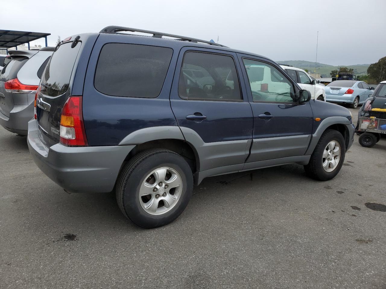 Photo 2 VIN: 4F2YU09162KM38290 - MAZDA TRIBUTE 