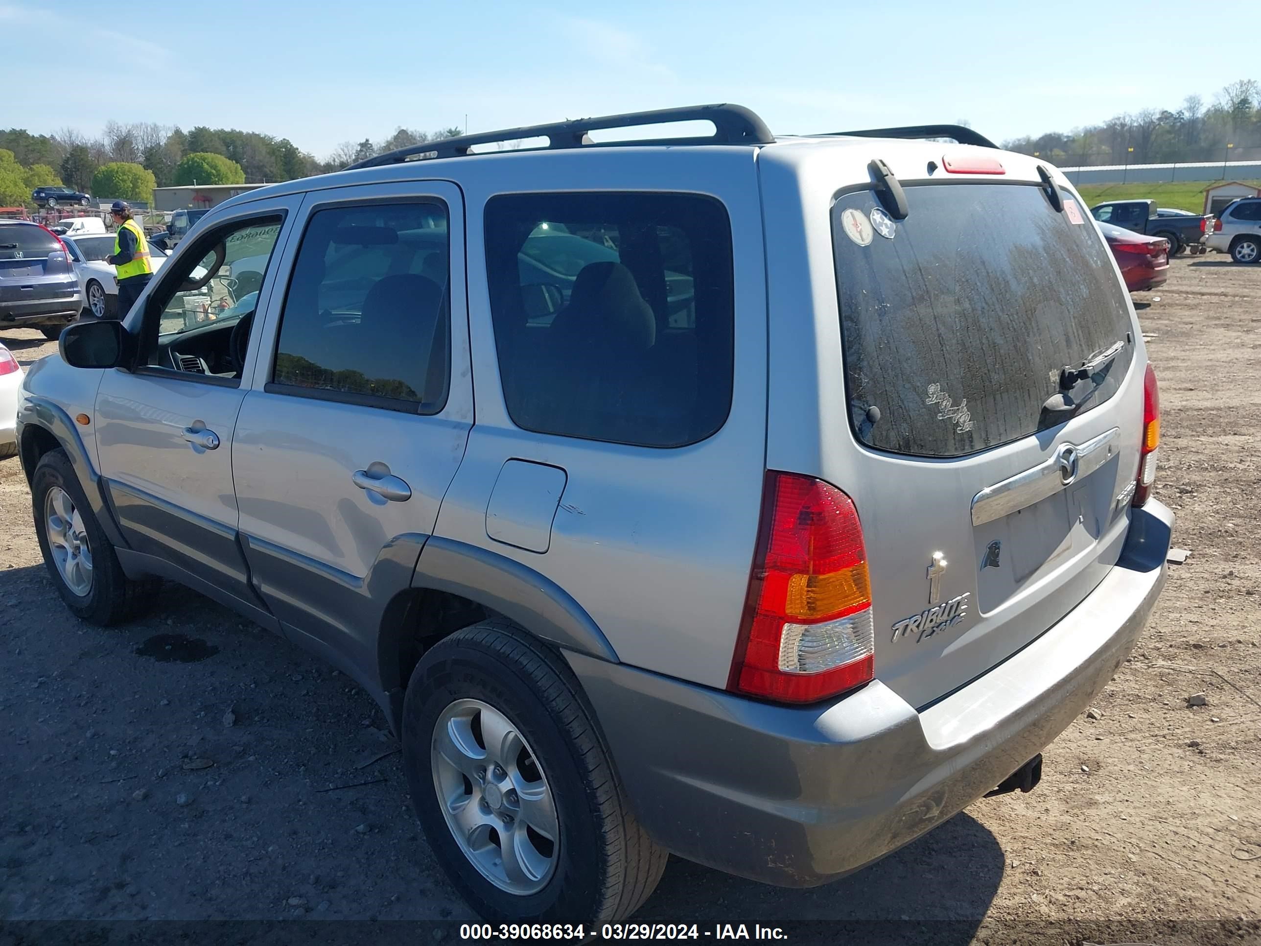 Photo 2 VIN: 4F2YU09171KM58546 - MAZDA TRIBUTE 