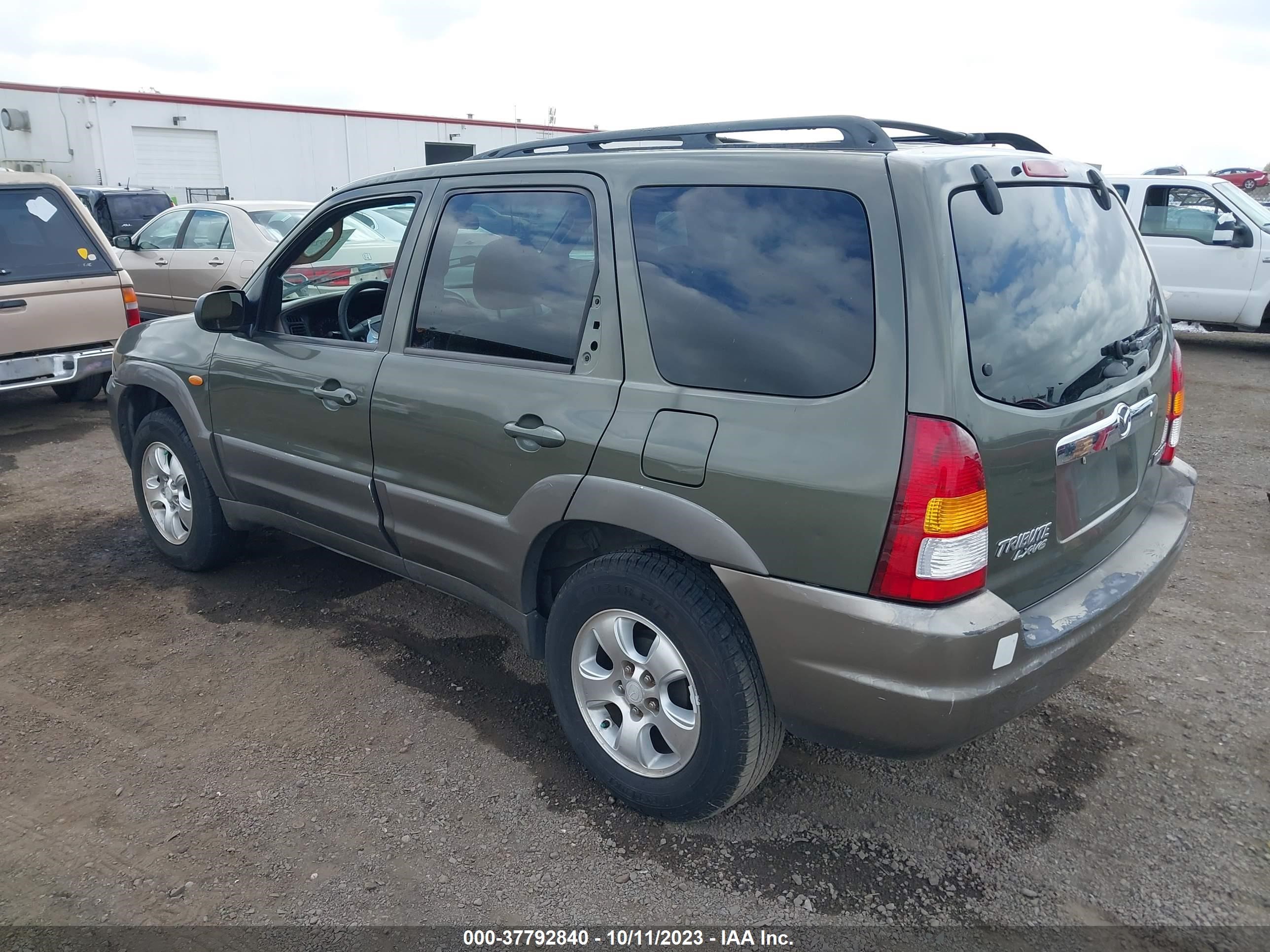 Photo 2 VIN: 4F2YU09182KM27436 - MAZDA TRIBUTE 