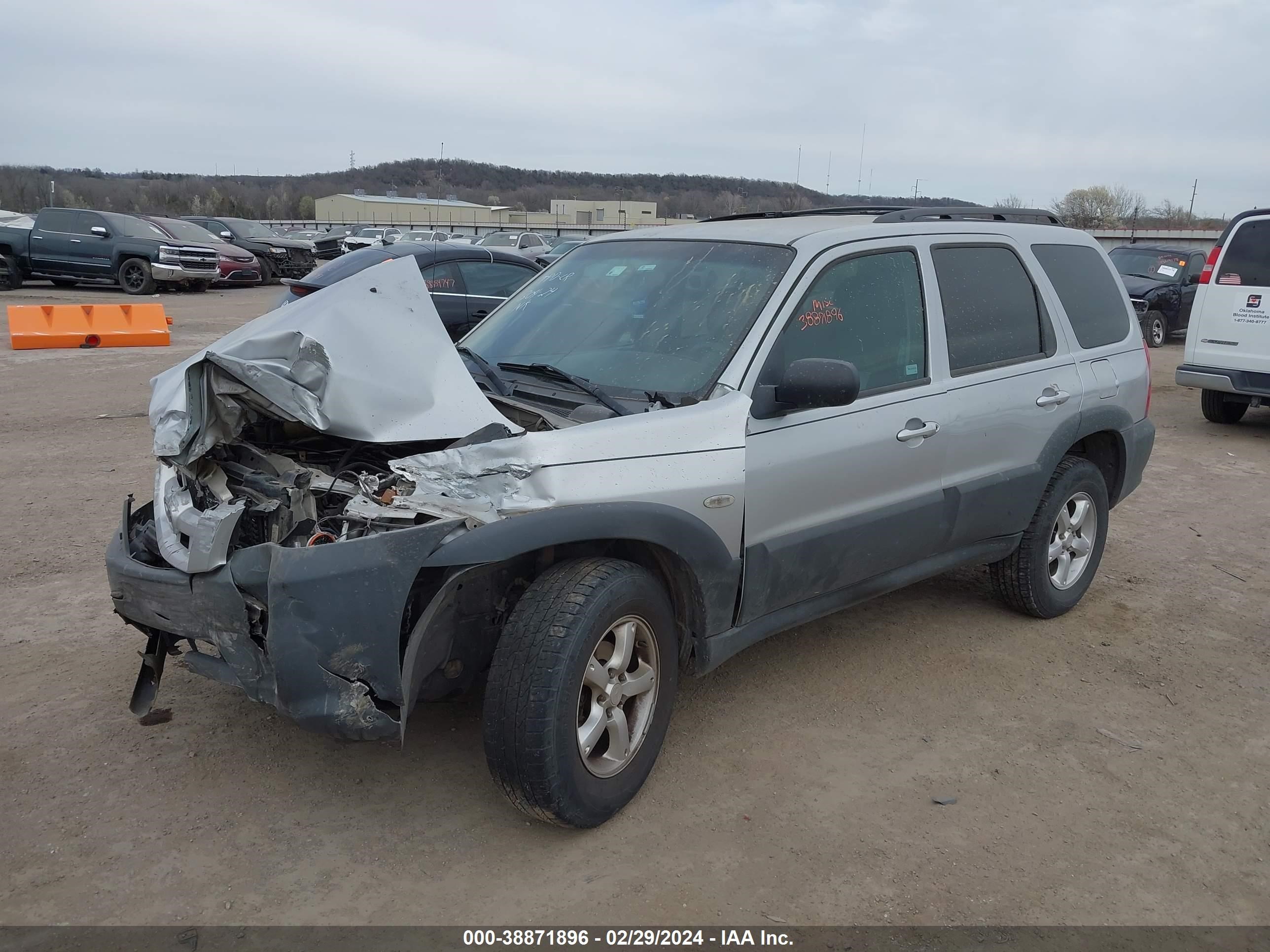 Photo 1 VIN: 4F2YZ02Z35KM51293 - MAZDA TRIBUTE 