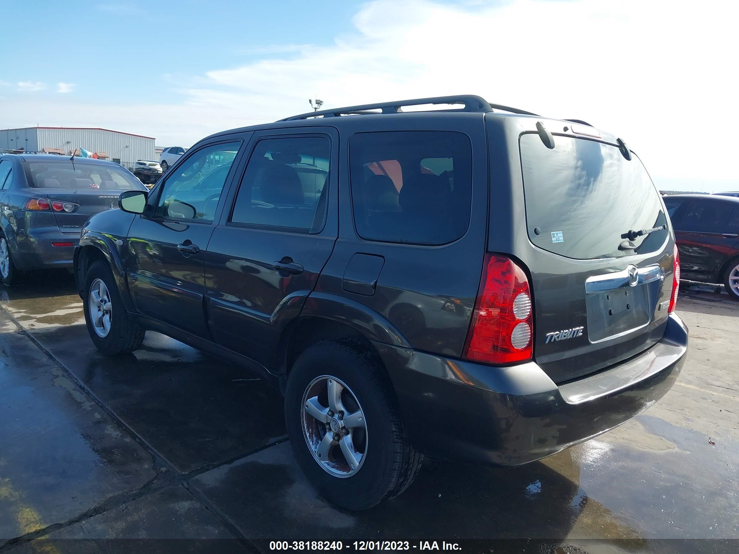 Photo 2 VIN: 4F2YZ02Z46KM19938 - MAZDA TRIBUTE 