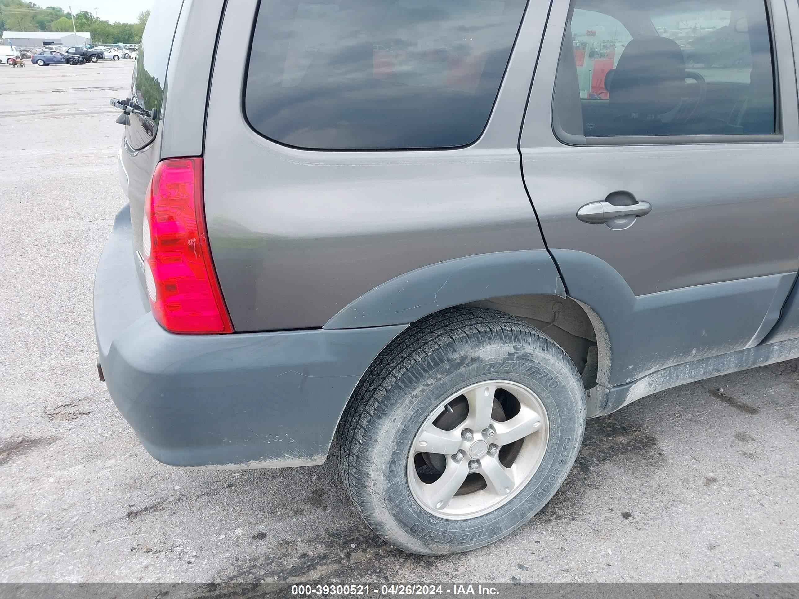 Photo 11 VIN: 4F2YZ02Z56KM30768 - MAZDA TRIBUTE 