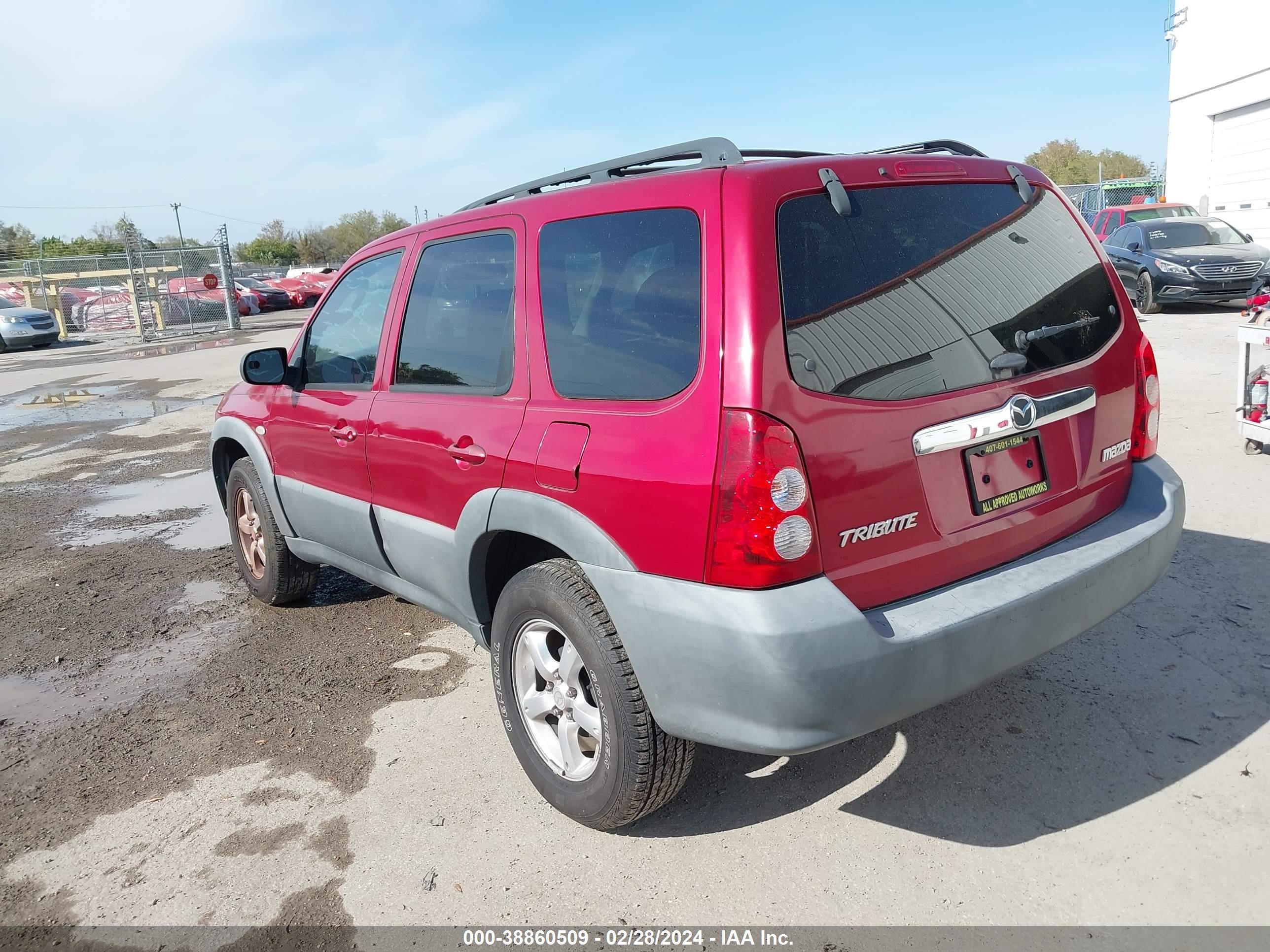 Photo 2 VIN: 4F2YZ02Z65KM63566 - MAZDA TRIBUTE 