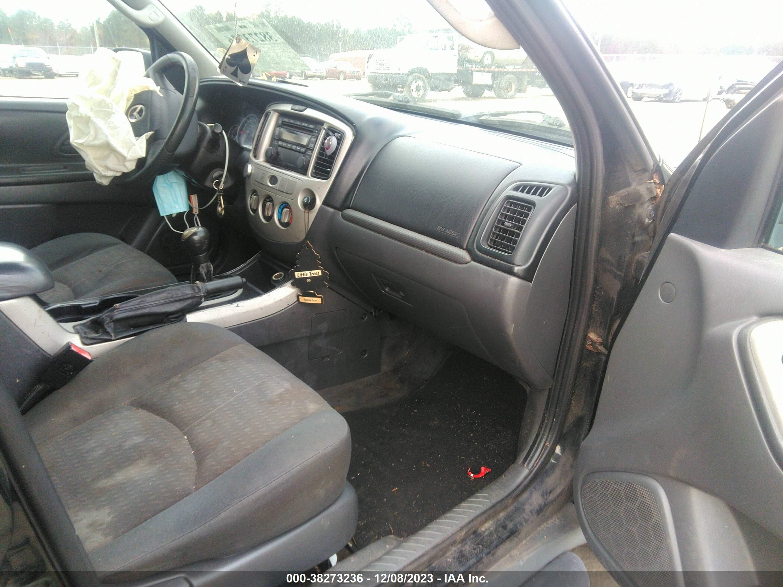 Photo 4 VIN: 4F2YZ02ZX6KM25498 - MAZDA TRIBUTE 