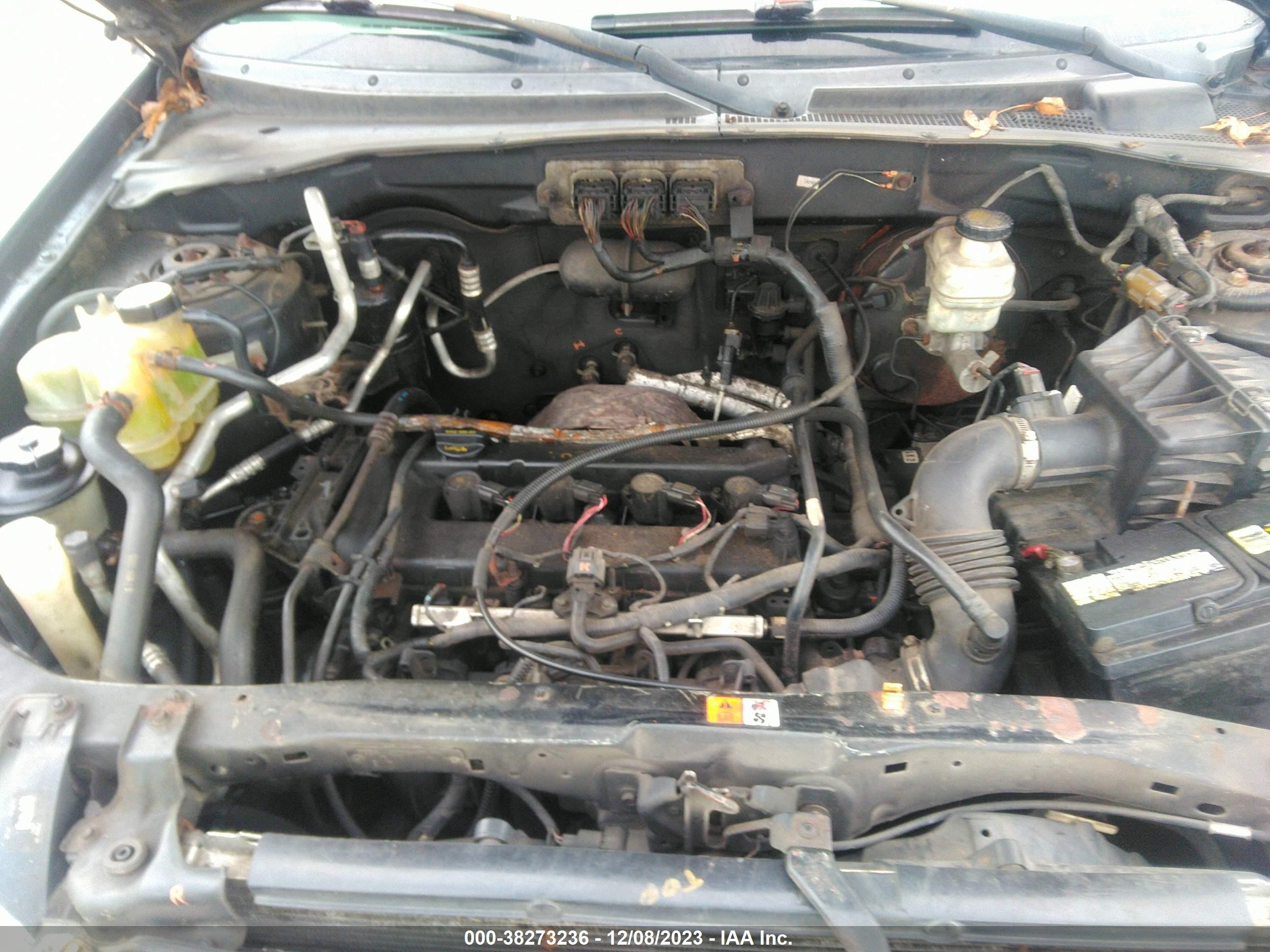 Photo 9 VIN: 4F2YZ02ZX6KM25498 - MAZDA TRIBUTE 