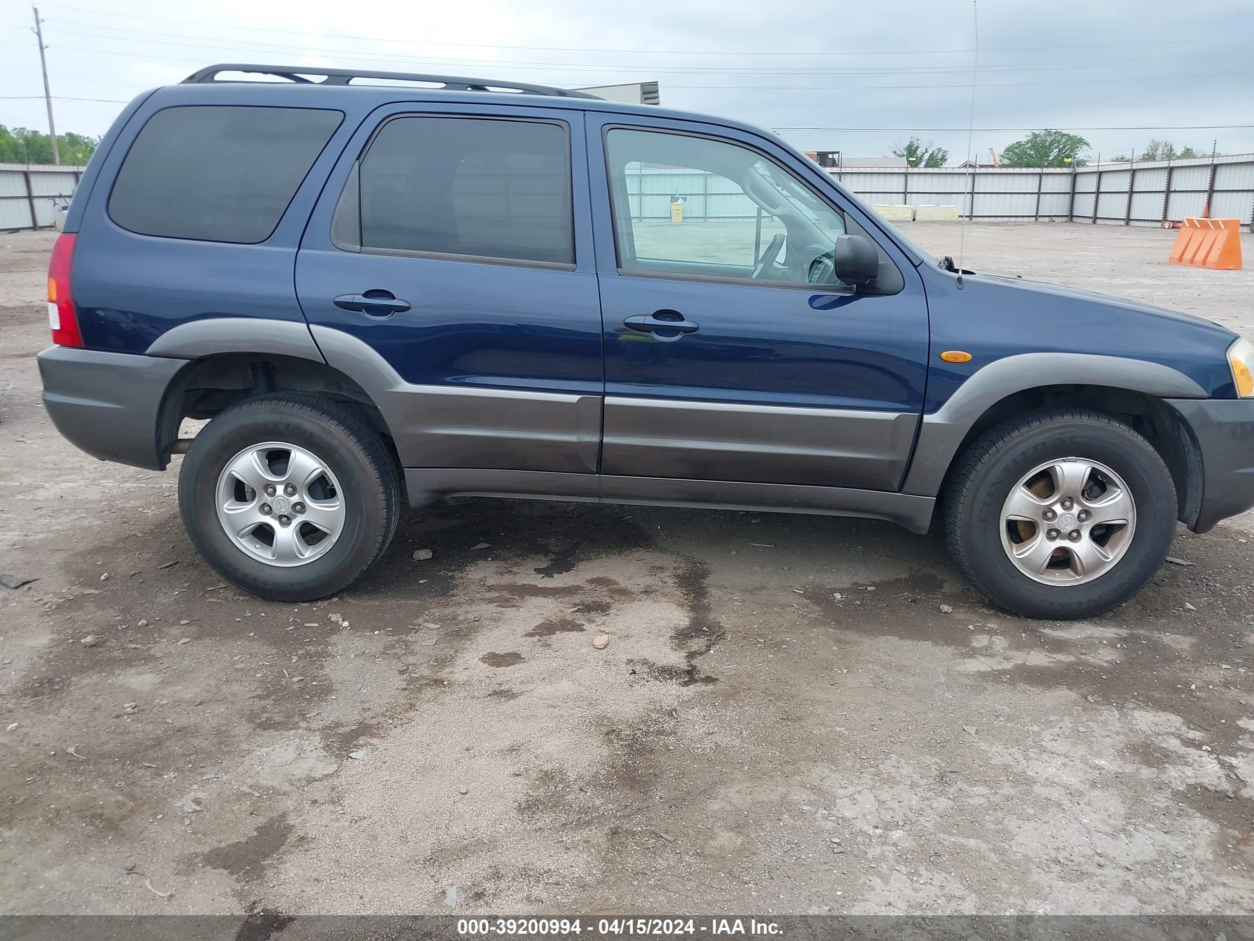 Photo 12 VIN: 4F2YZ04113KM55783 - MAZDA TRIBUTE 