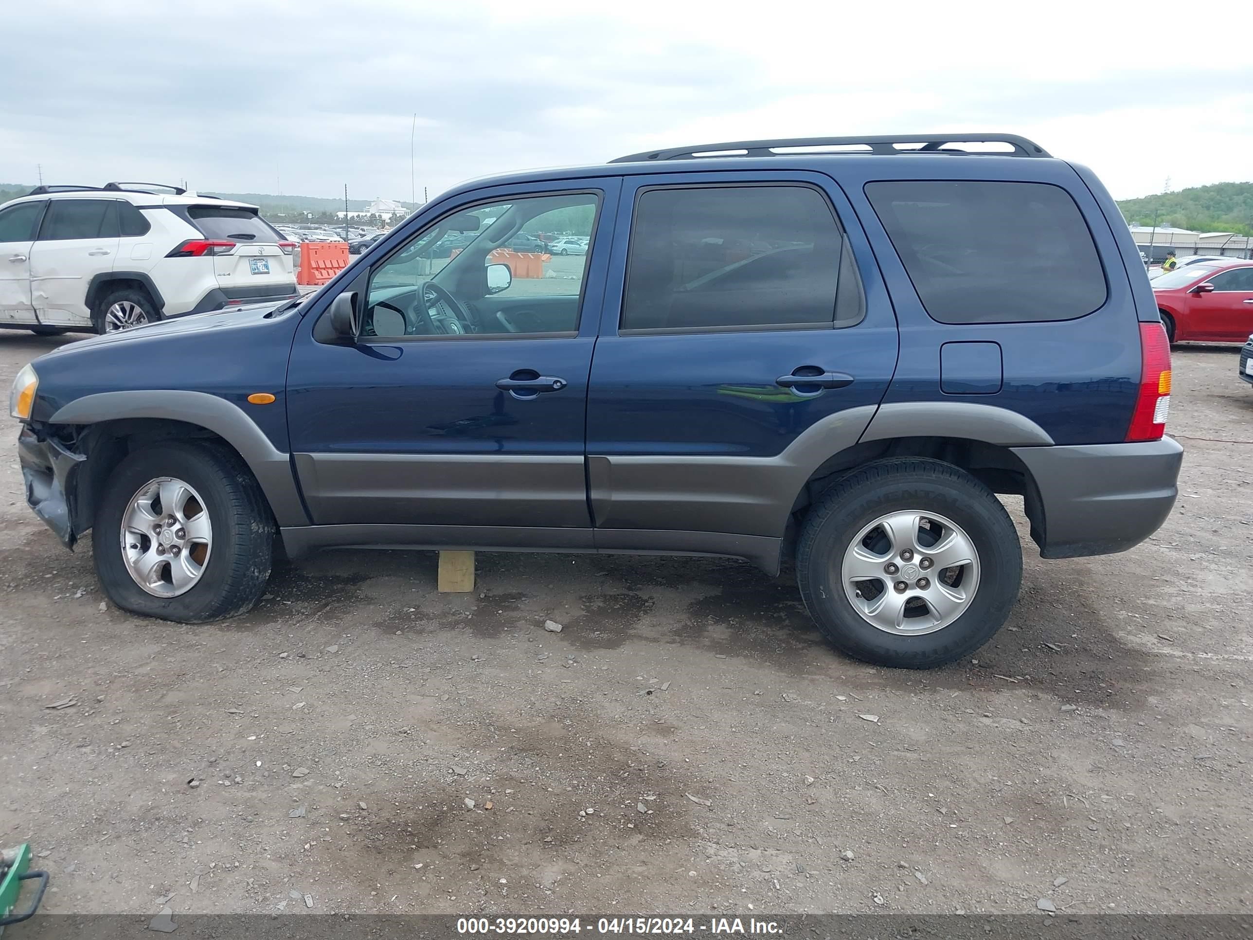 Photo 13 VIN: 4F2YZ04113KM55783 - MAZDA TRIBUTE 