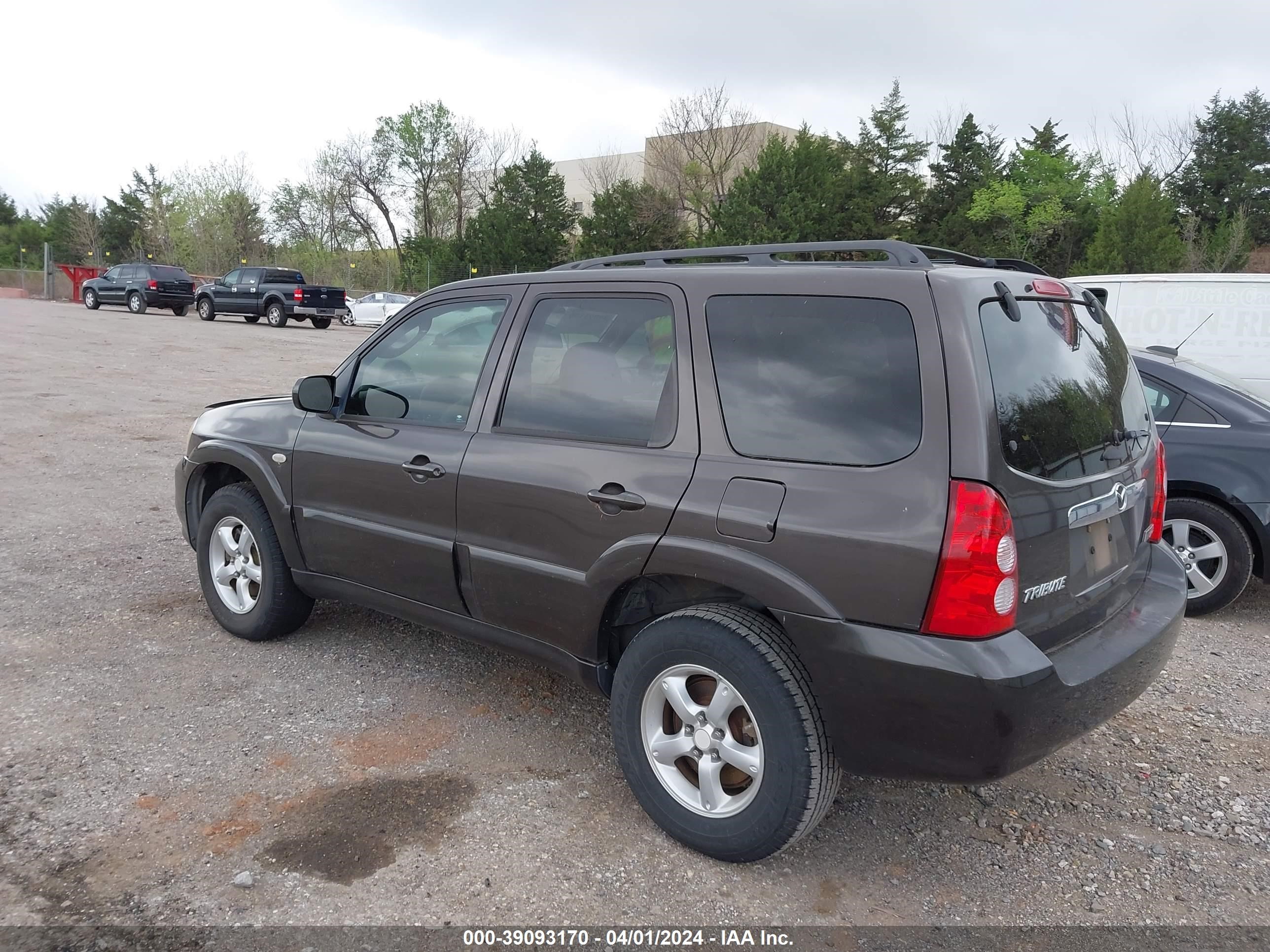 Photo 2 VIN: 4F2YZ04126KM20190 - MAZDA TRIBUTE 