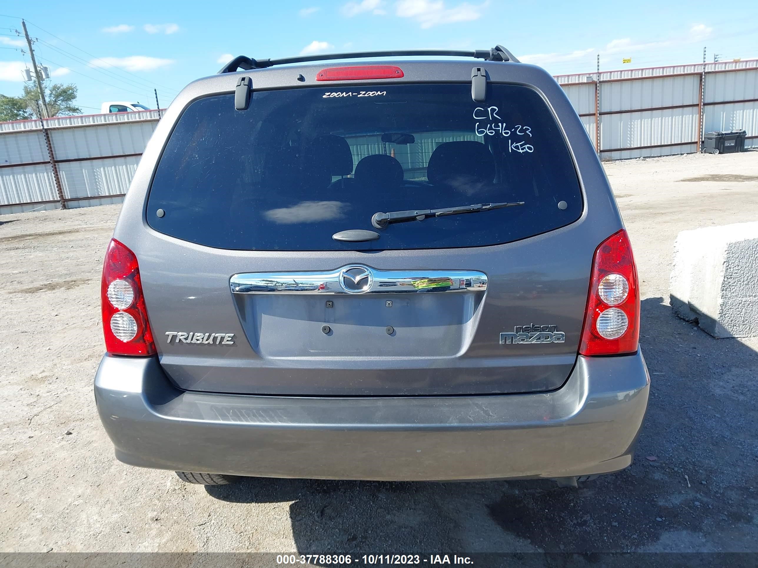 Photo 15 VIN: 4F2YZ04156KM07739 - MAZDA TRIBUTE 