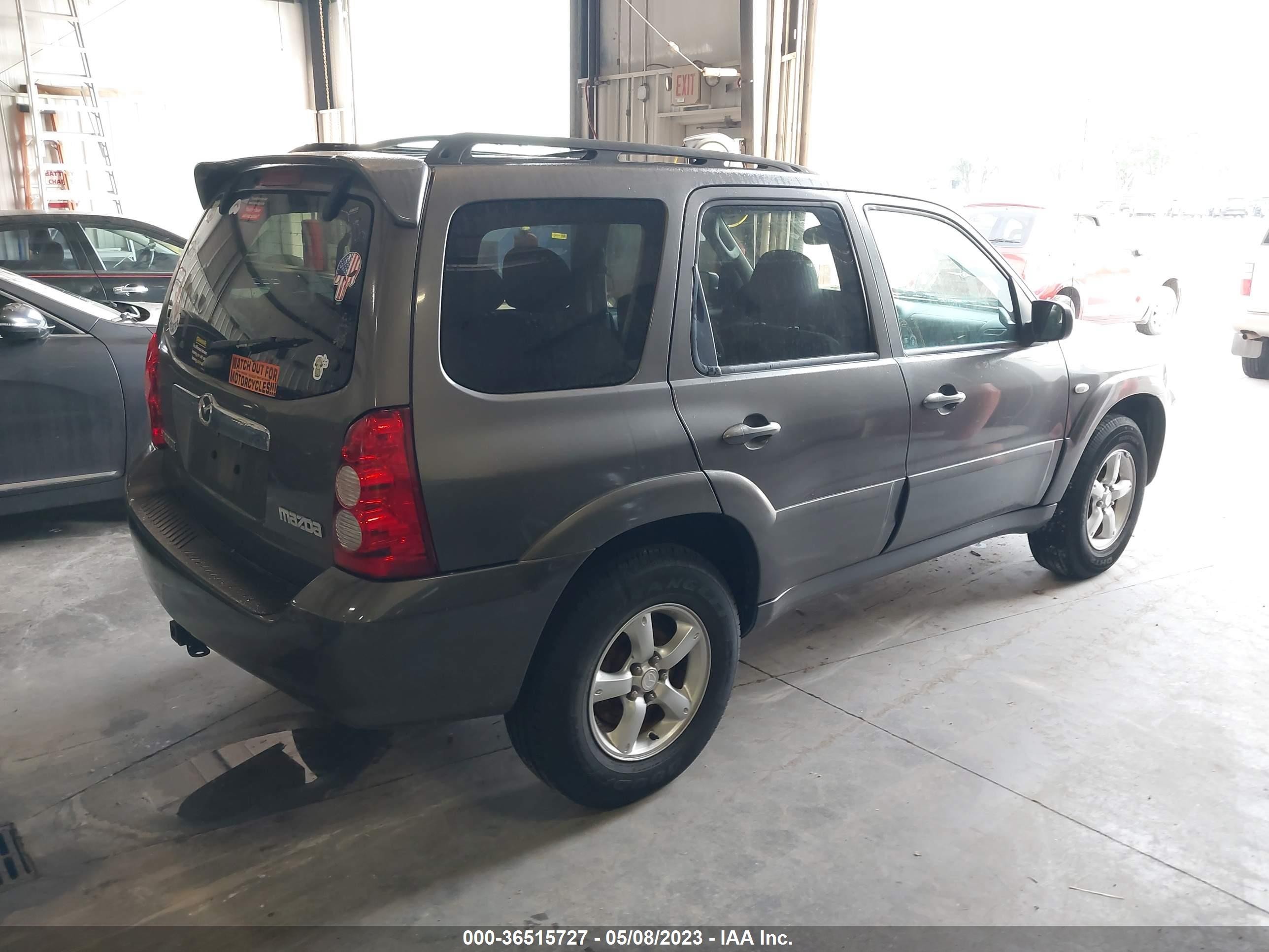 Photo 3 VIN: 4F2YZ04165KM55068 - MAZDA TRIBUTE 