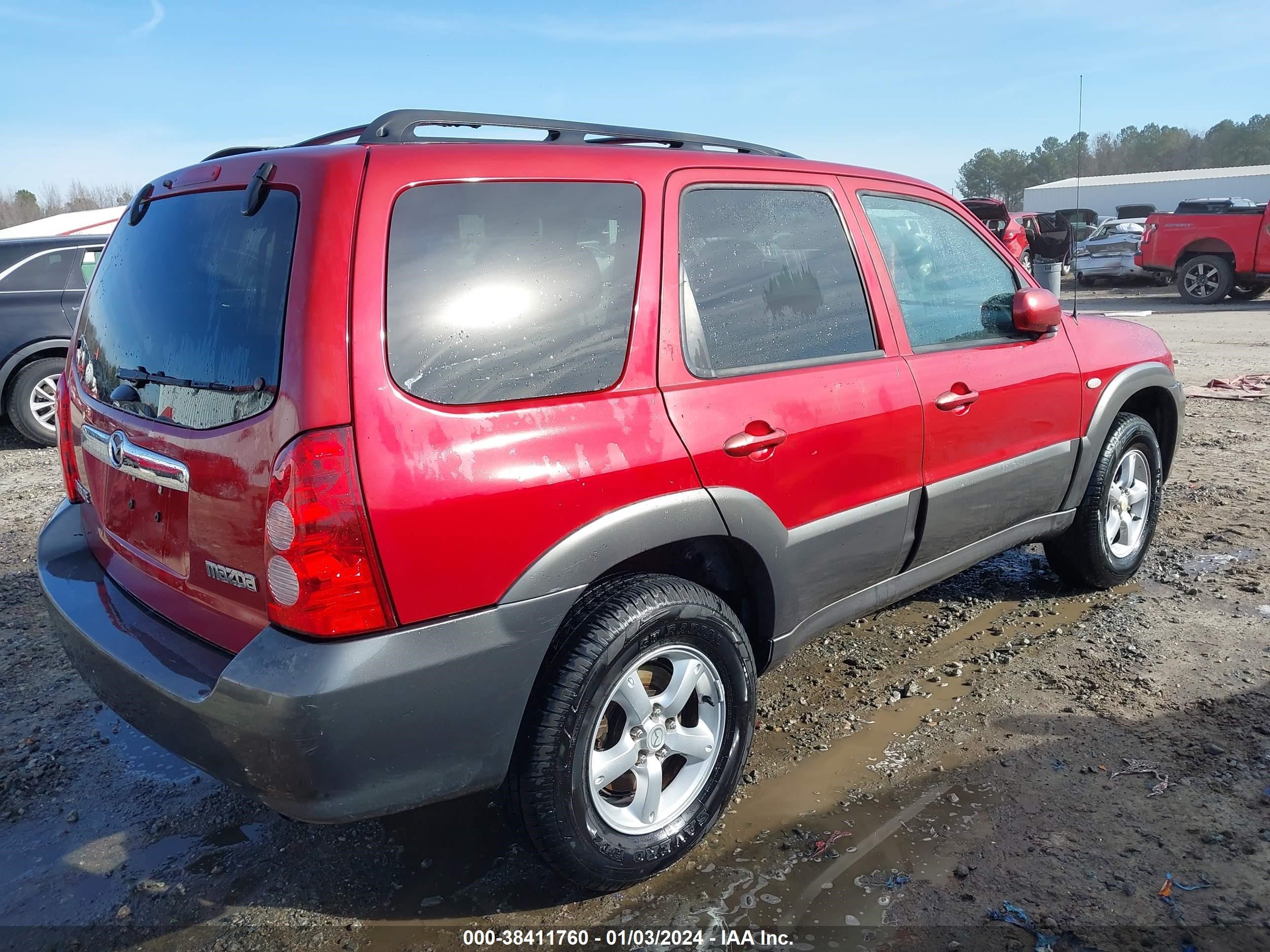 Photo 3 VIN: 4F2YZ04166KM23920 - MAZDA TRIBUTE 