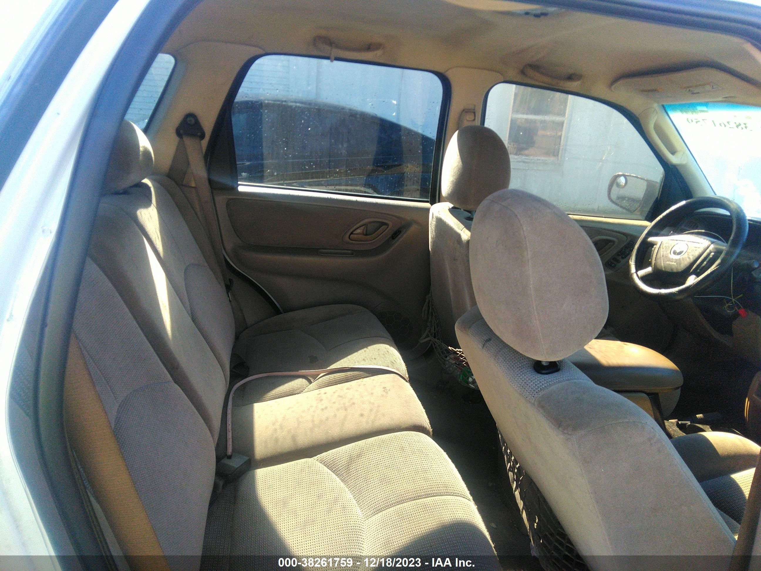 Photo 7 VIN: 4F2YZ04193KM20912 - MAZDA TRIBUTE 