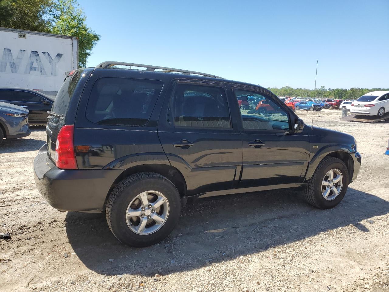 Photo 2 VIN: 4F2YZ041X6KM06666 - MAZDA TRIBUTE 