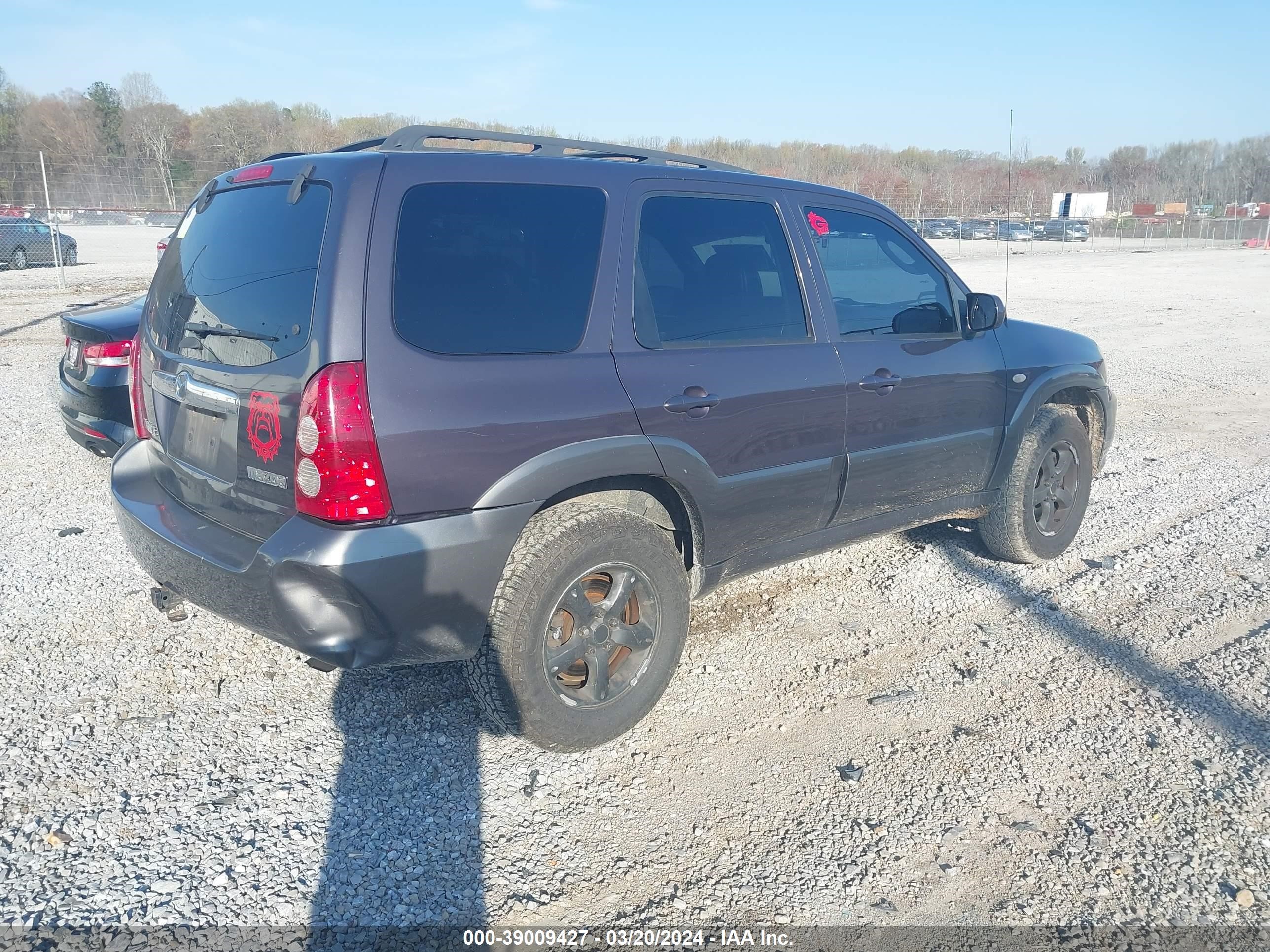 Photo 3 VIN: 4F2YZ06126KM12149 - MAZDA TRIBUTE 