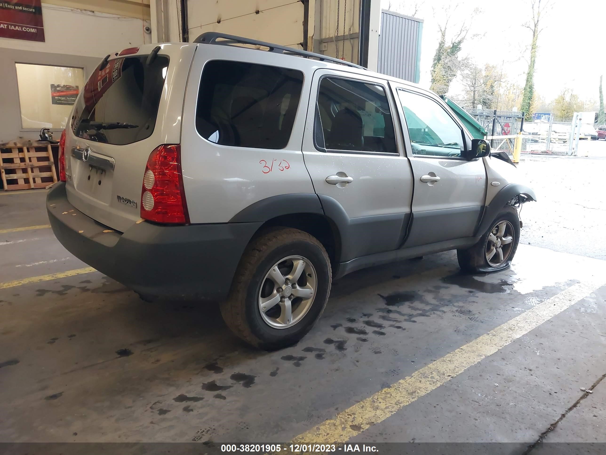 Photo 3 VIN: 4F2YZ92ZX6KM28292 - MAZDA TRIBUTE 