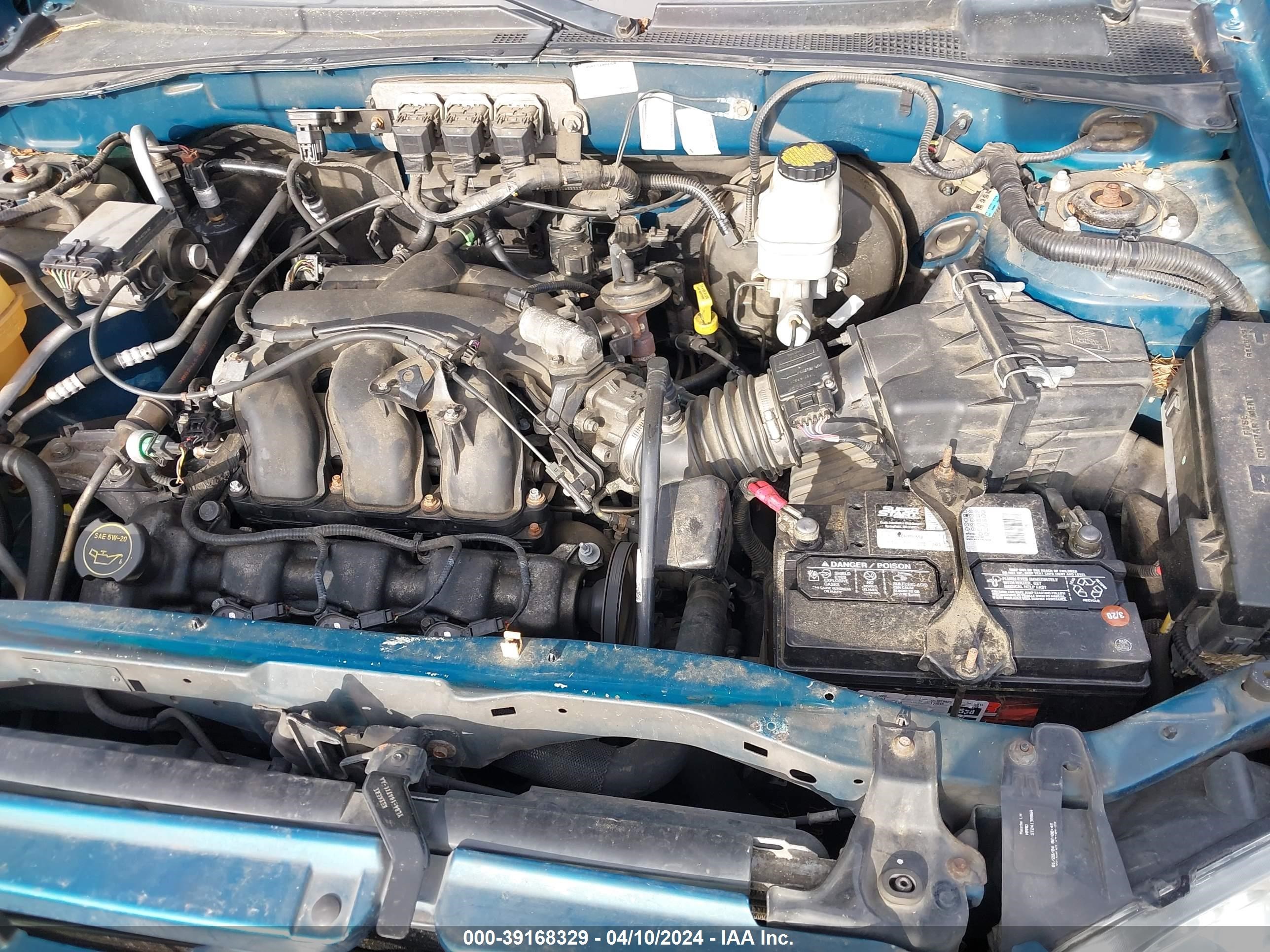 Photo 9 VIN: 4F2YZ94135KM05815 - MAZDA TRIBUTE 