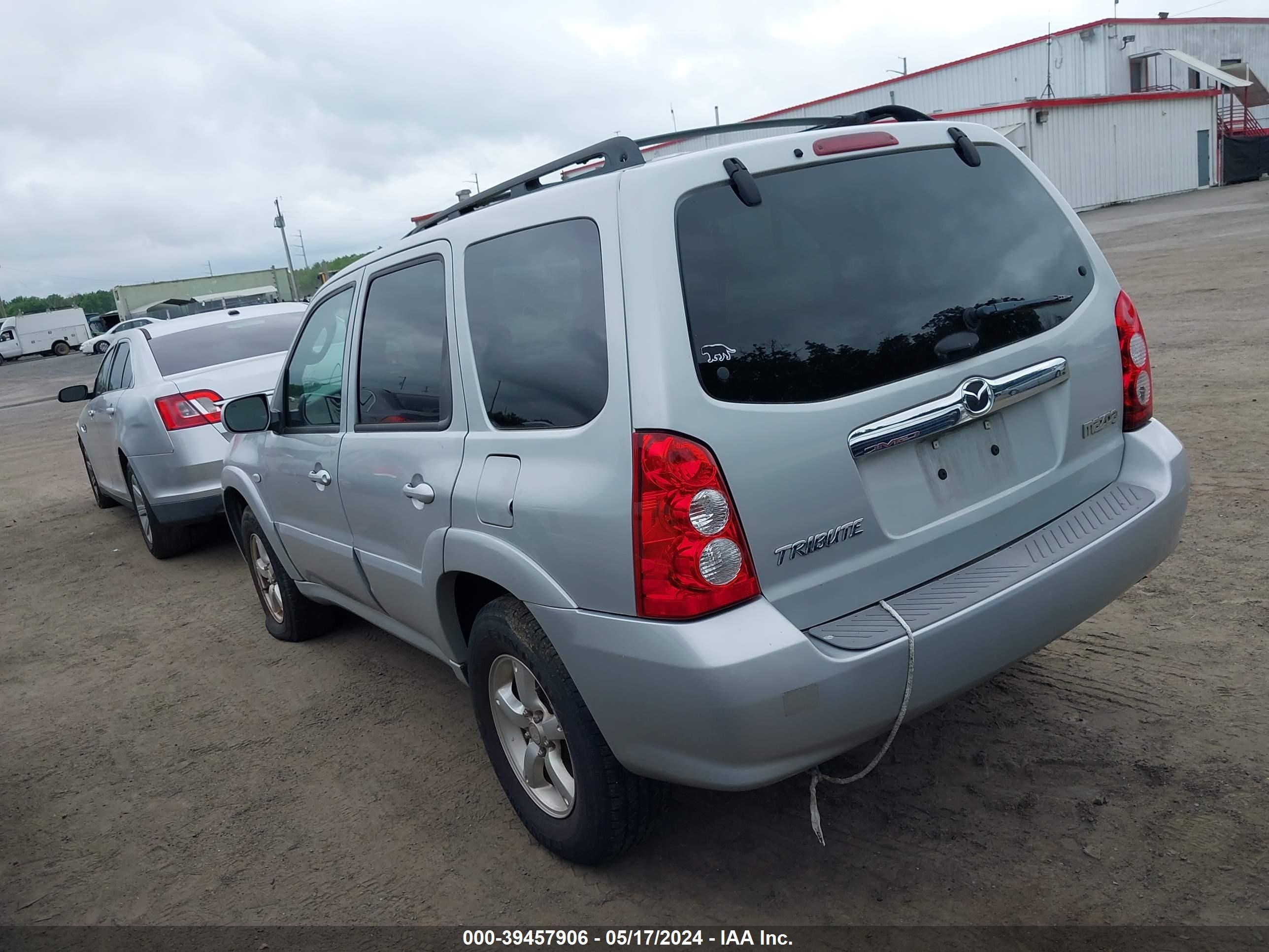 Photo 2 VIN: 4F2YZ96116KM29089 - MAZDA TRIBUTE 