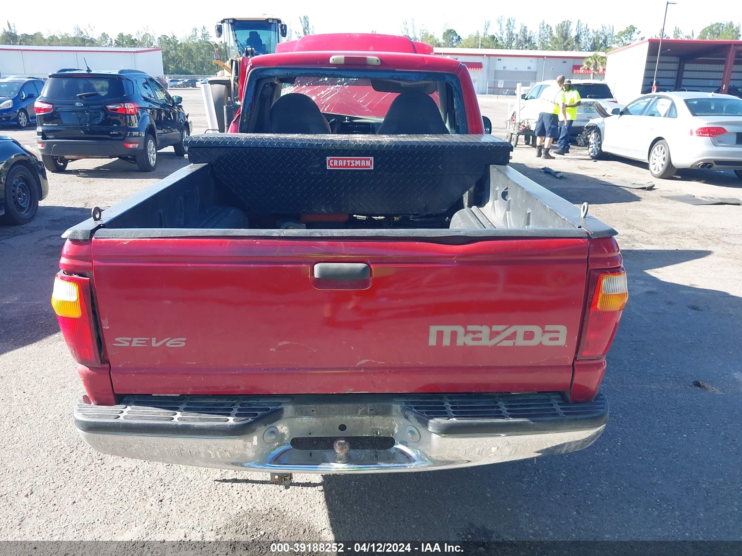 Photo 12 VIN: 4F4YR12U41TM01394 - MAZDA B-SERIES 