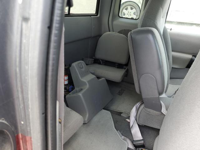 Photo 9 VIN: 4F4YR16X9YTM06752 - MAZDA B4000 CAB 