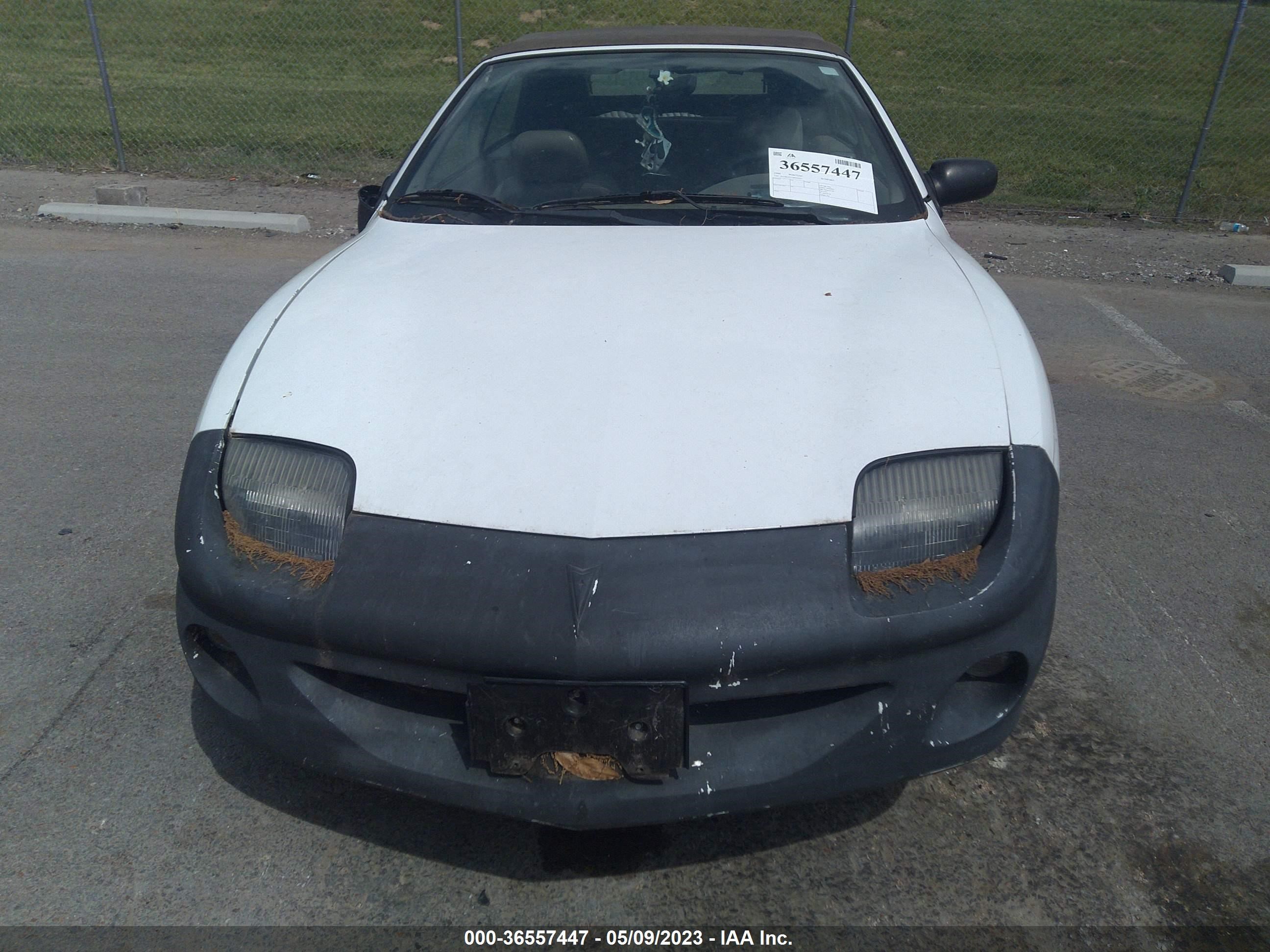 Photo 5 VIN: 4G2JB32T1XB204251 - PONTIAC SUNFIRE 