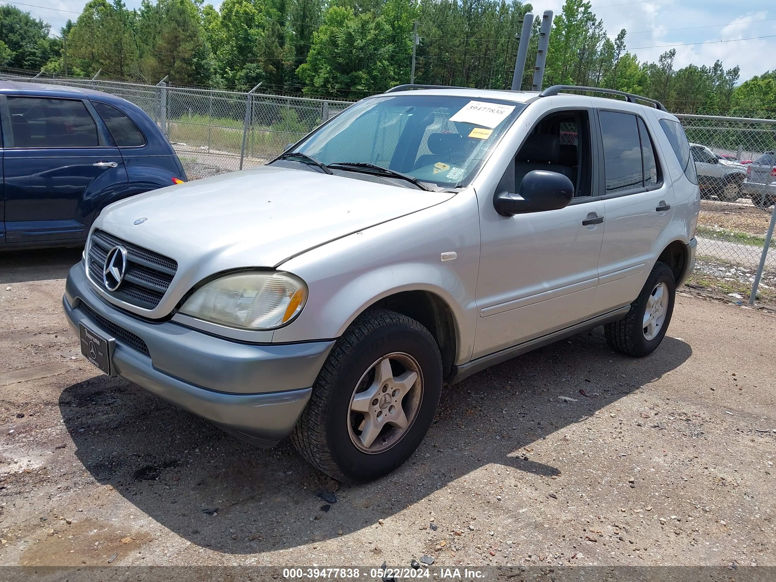 Photo 1 VIN: 4JGAB54E1WA027501 - MERCEDES-BENZ NULL 