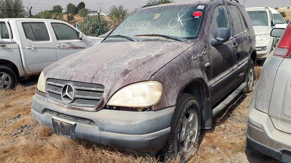 Photo 4 VIN: 4JGAB54E2XA108668 - MERCEDES-BENZ ML320 