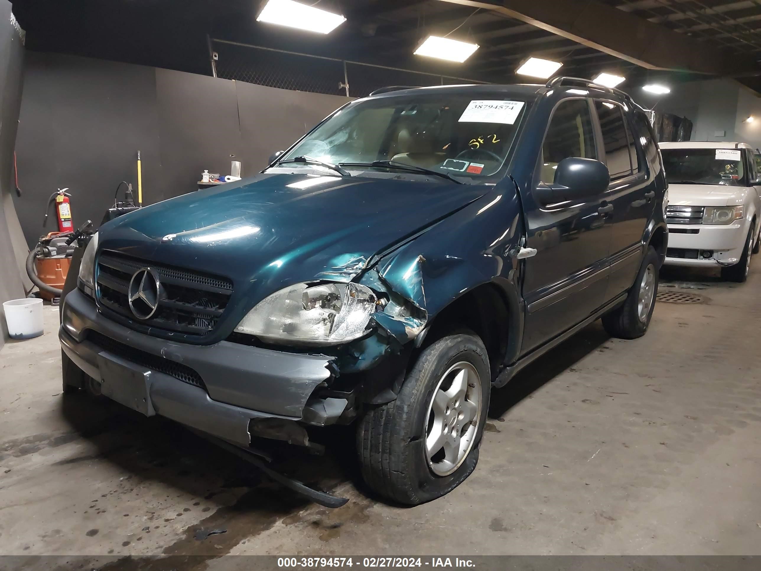 Photo 1 VIN: 4JGAB54E3XA068407 - MERCEDES-BENZ NULL 