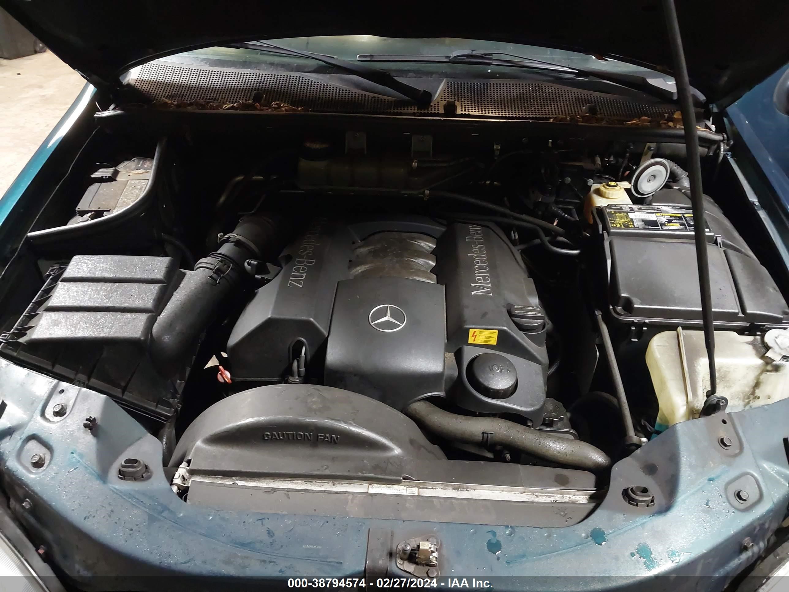 Photo 9 VIN: 4JGAB54E3XA068407 - MERCEDES-BENZ NULL 