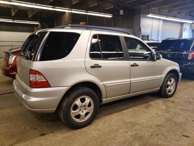 Photo 2 VIN: 4JGAB54E42A298210 - MERCEDES-BENZ M-CLASS 