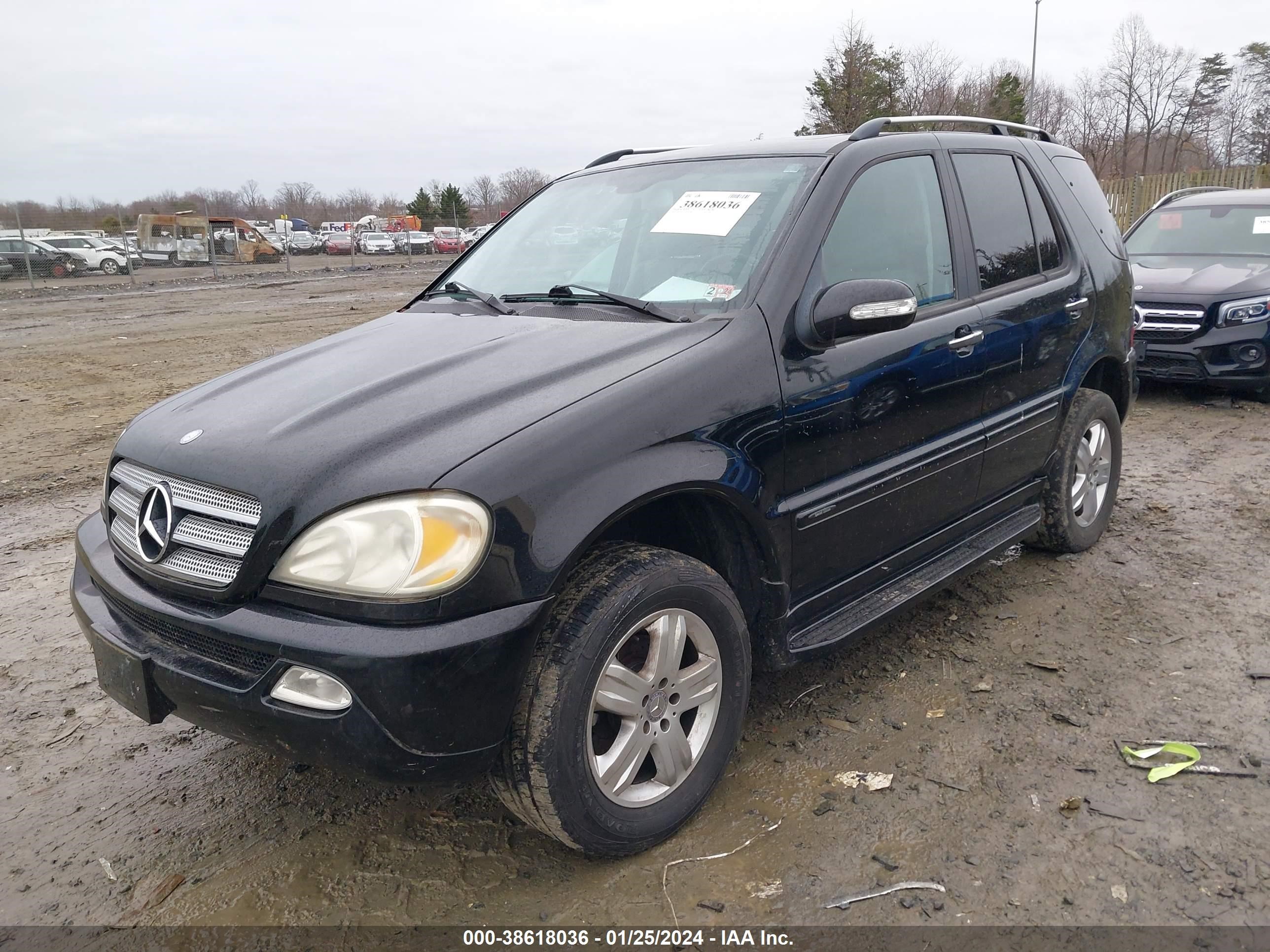 Photo 1 VIN: 4JGAB57E05A550342 - MERCEDES-BENZ M-KLASSE 