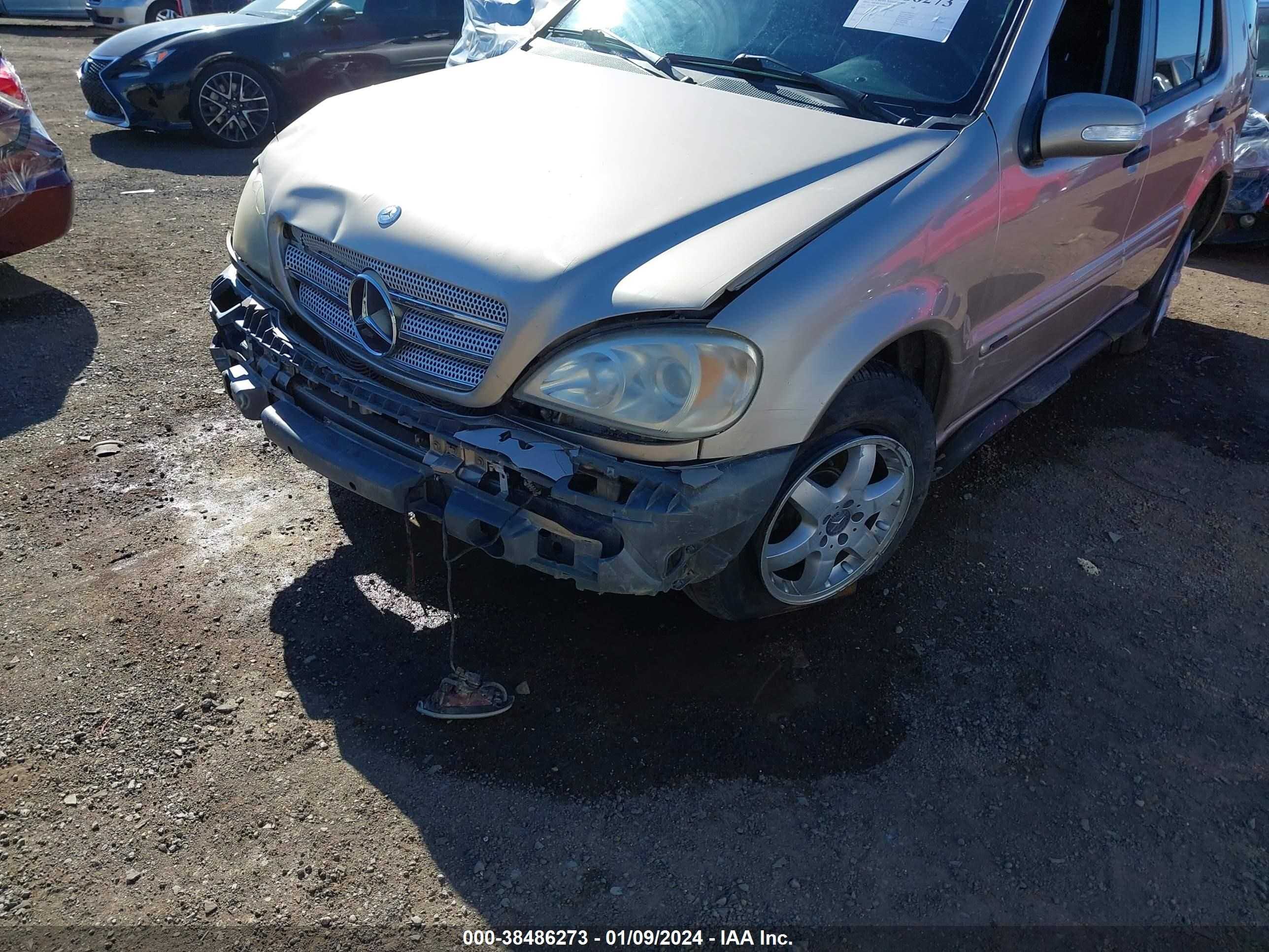 Photo 5 VIN: 4JGAB57E83A434190 - MERCEDES-BENZ NULL 