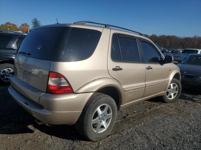 Photo 2 VIN: 4JGAB72E81A242901 - MERCEDES-BENZ ML 430 