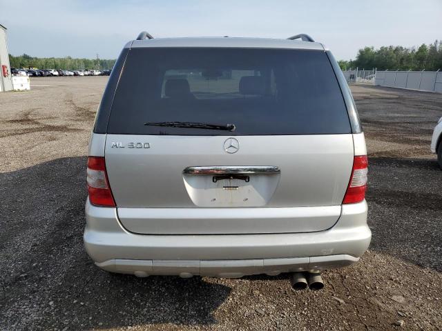 Photo 5 VIN: 4JGAB75E02A359885 - MERCEDES-BENZ M-CLASS 