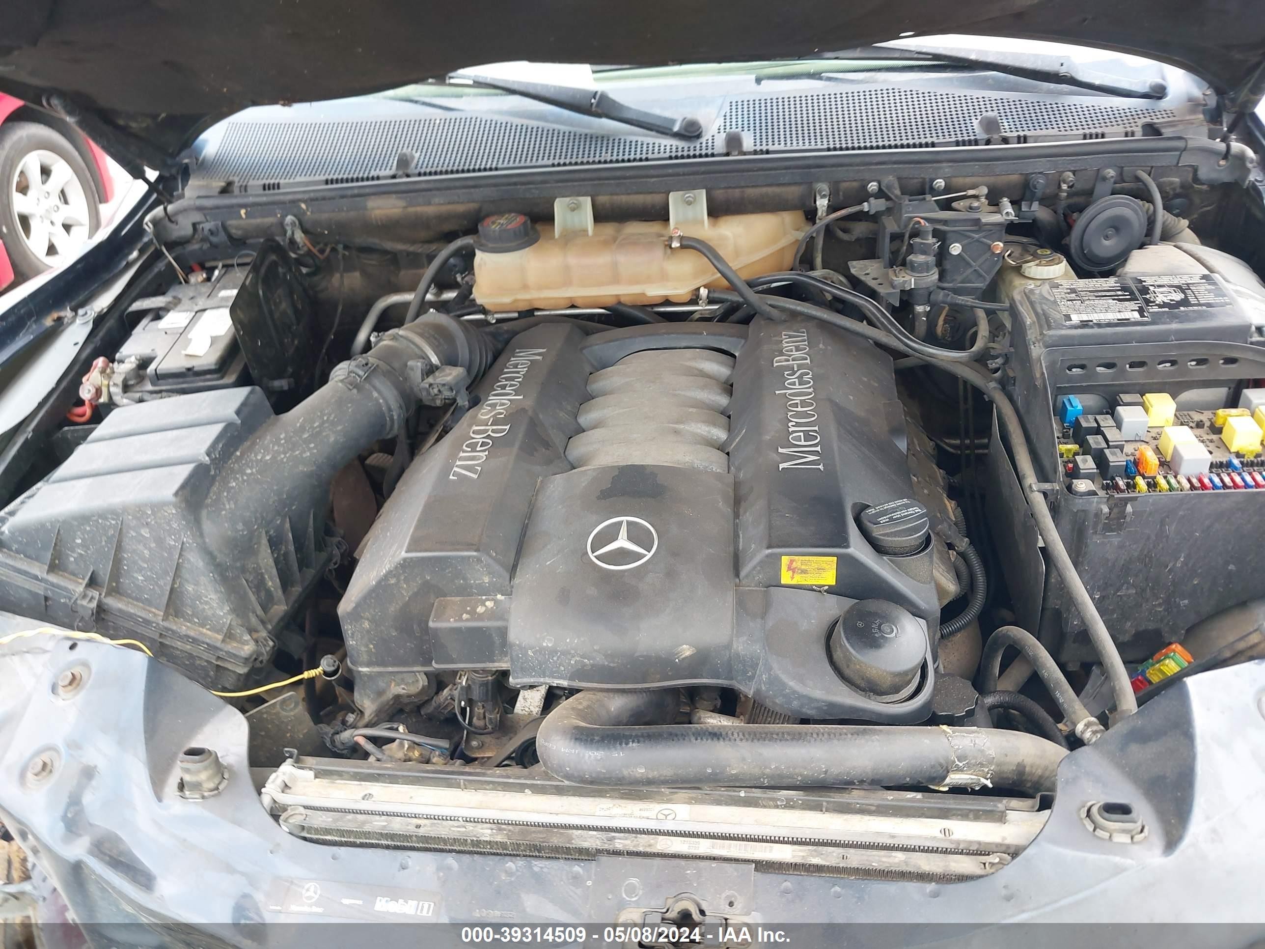 Photo 9 VIN: 4JGAB75E22A346491 - MERCEDES-BENZ NULL 