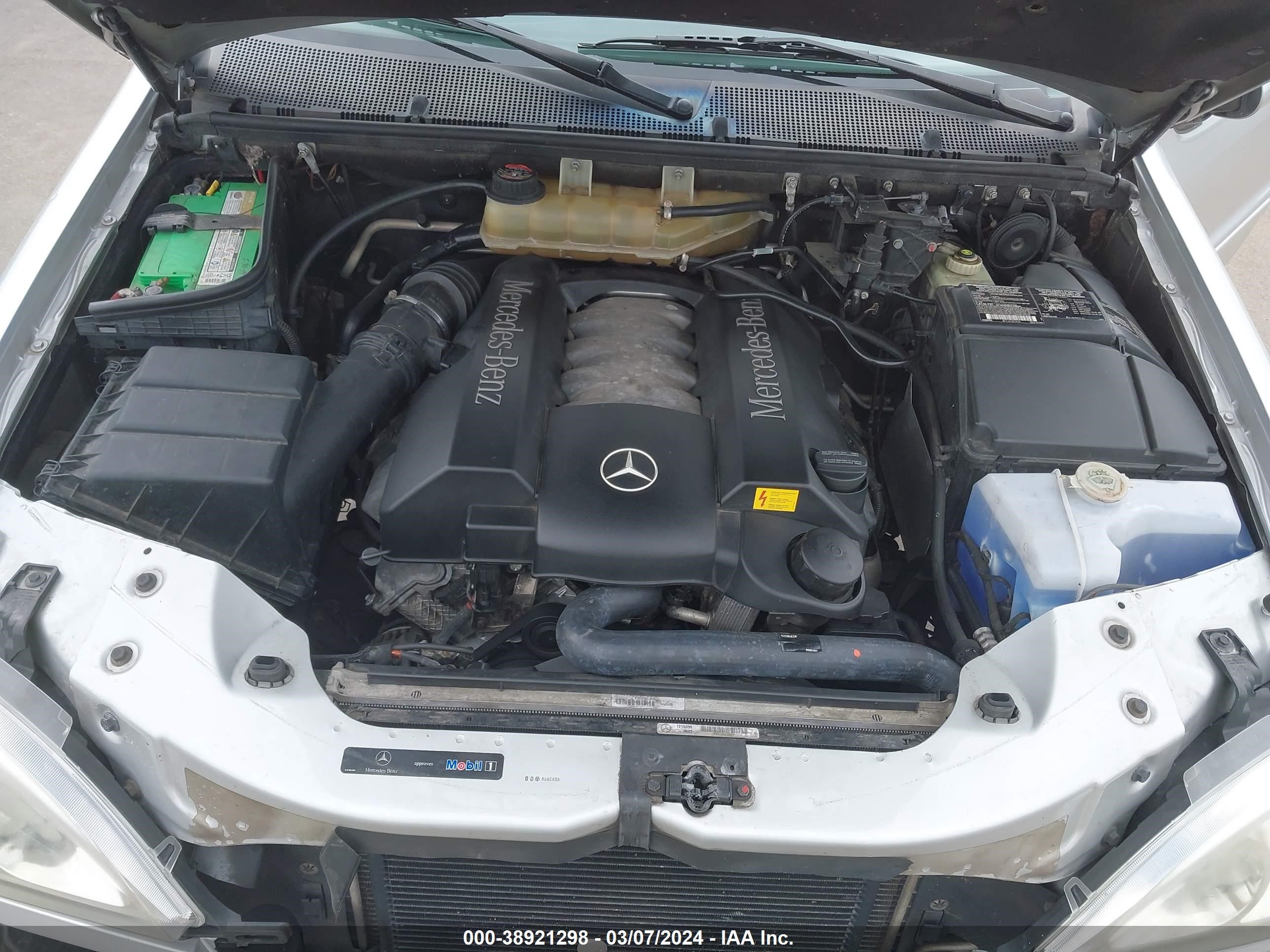 Photo 9 VIN: 4JGAB75E62A342251 - MERCEDES-BENZ NULL 