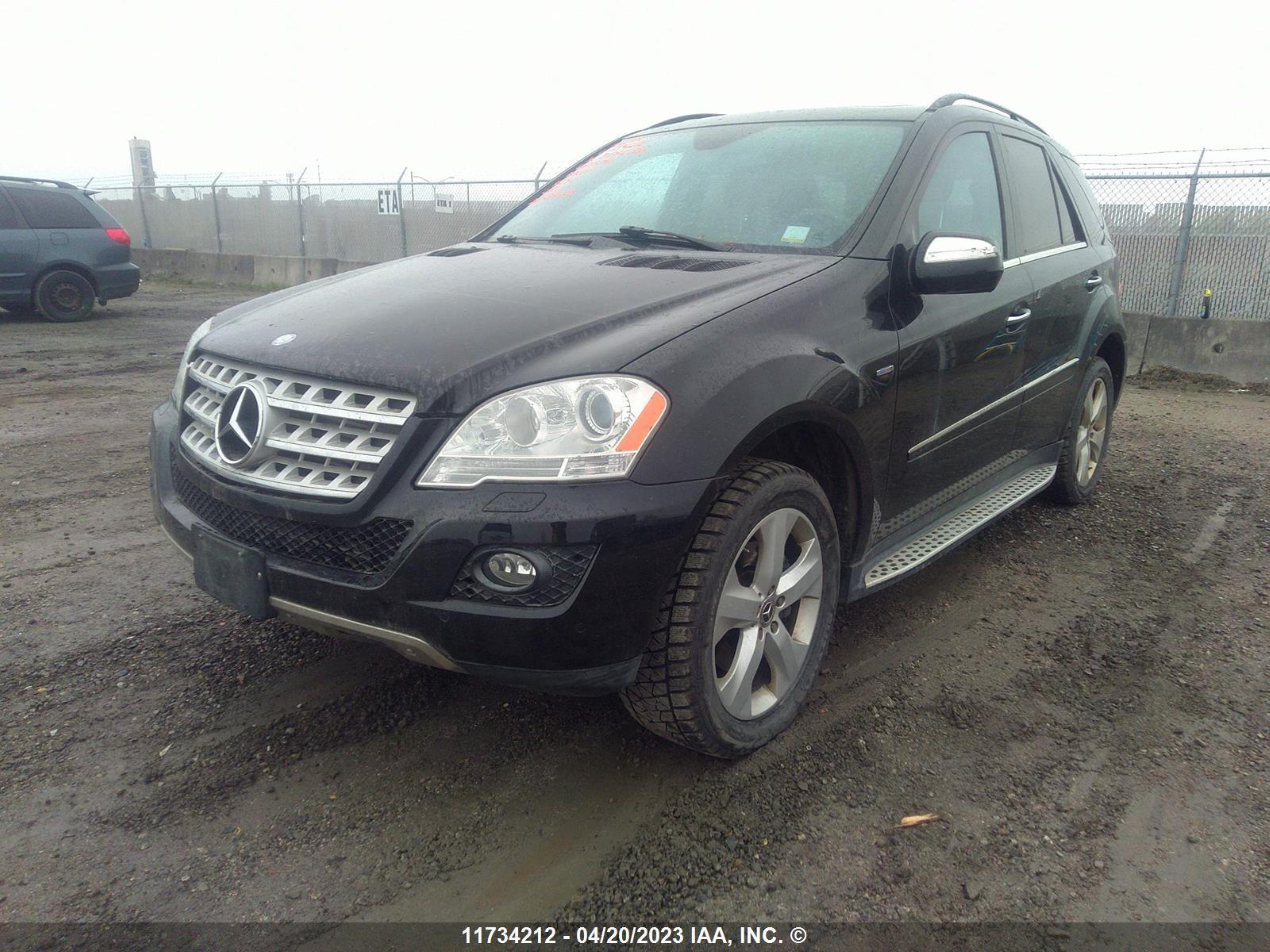 Photo 1 VIN: 4JGBB2FB0AA615792 - MERCEDES-BENZ M-KLASSE 