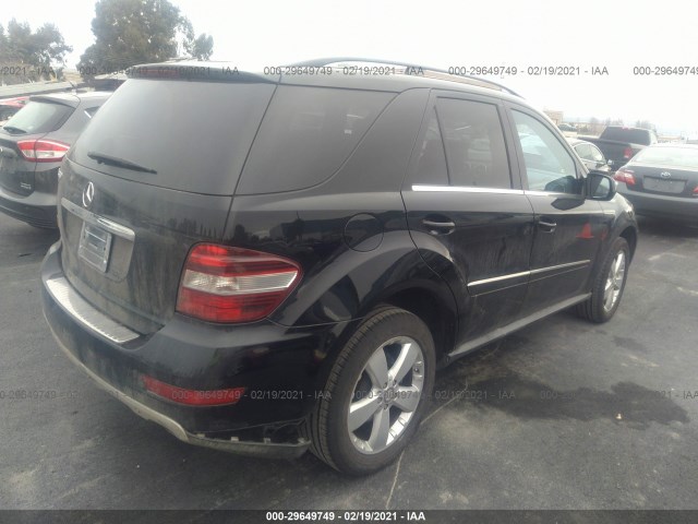 Photo 3 VIN: 4JGBB5GBXAA567881 - MERCEDES-BENZ M-CLASS 