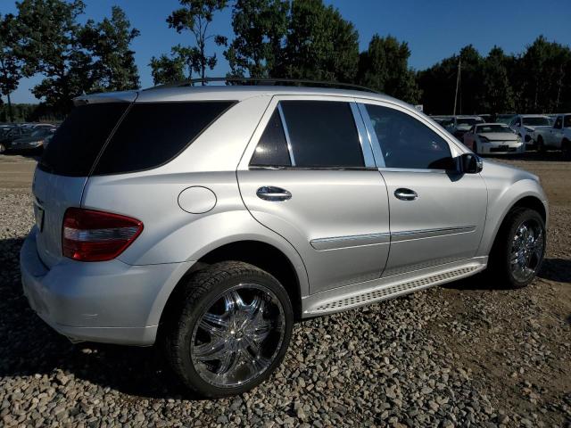 Photo 2 VIN: 4JGBB72E08A322305 - MERCEDES-BENZ ML 550 